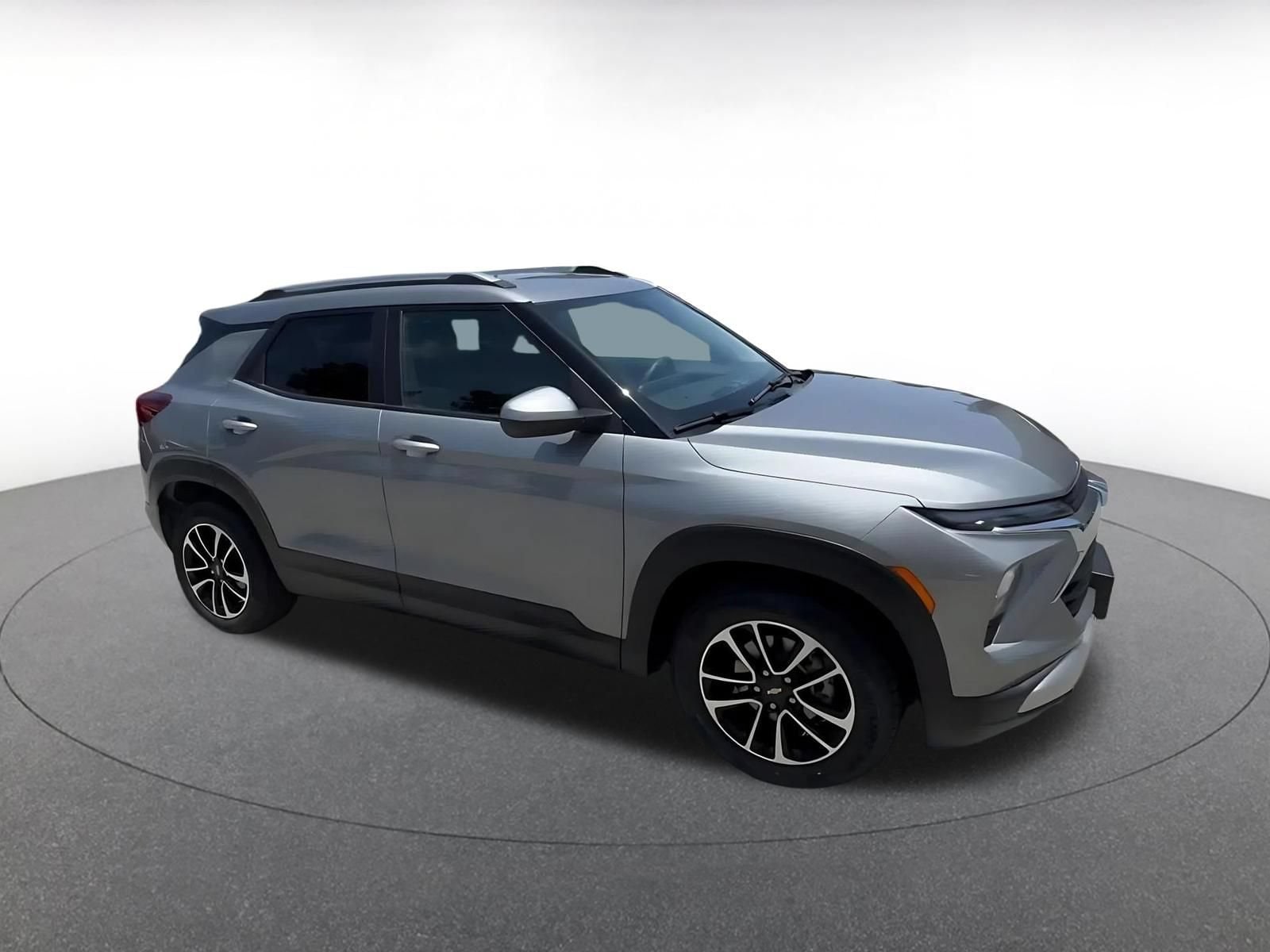 Thumbnail: 2025 Chevrolet TrailBlazer - 2
