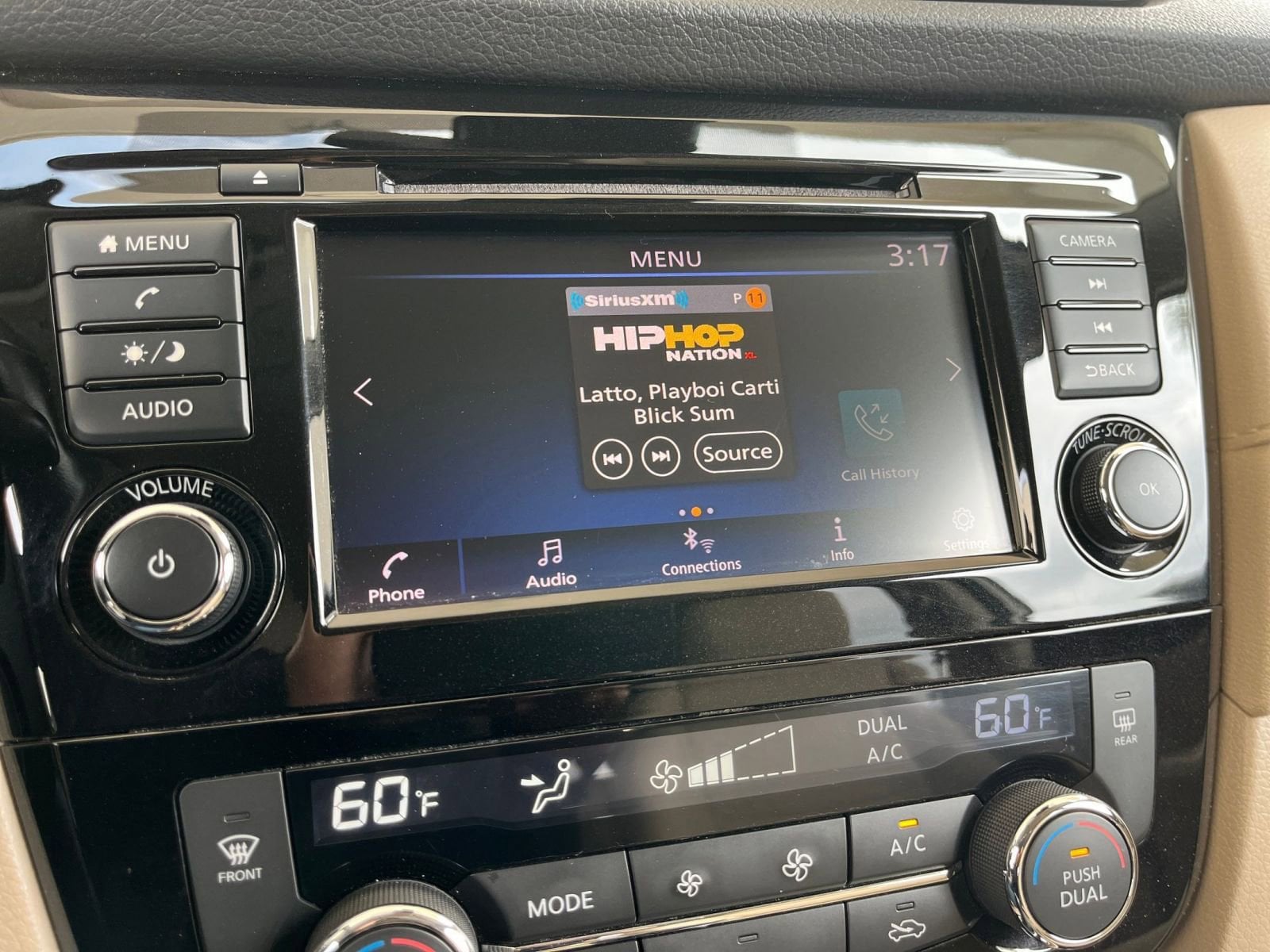 2020 Nissan Rogue SV 21