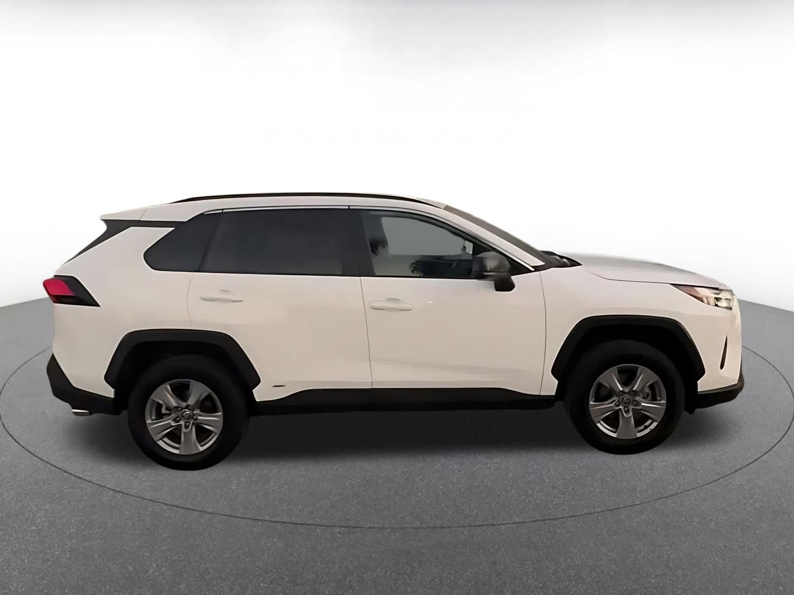 Thumbnail: 2025 Toyota RAV4 - 16