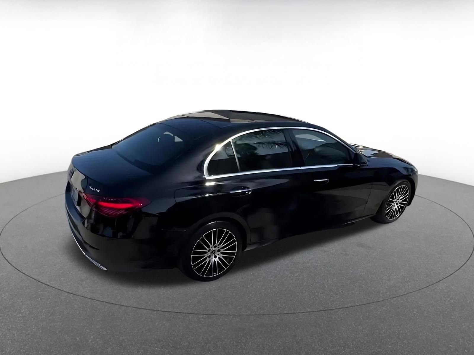 Thumbnail: 2024 Mercedes-Benz C-Class - 15