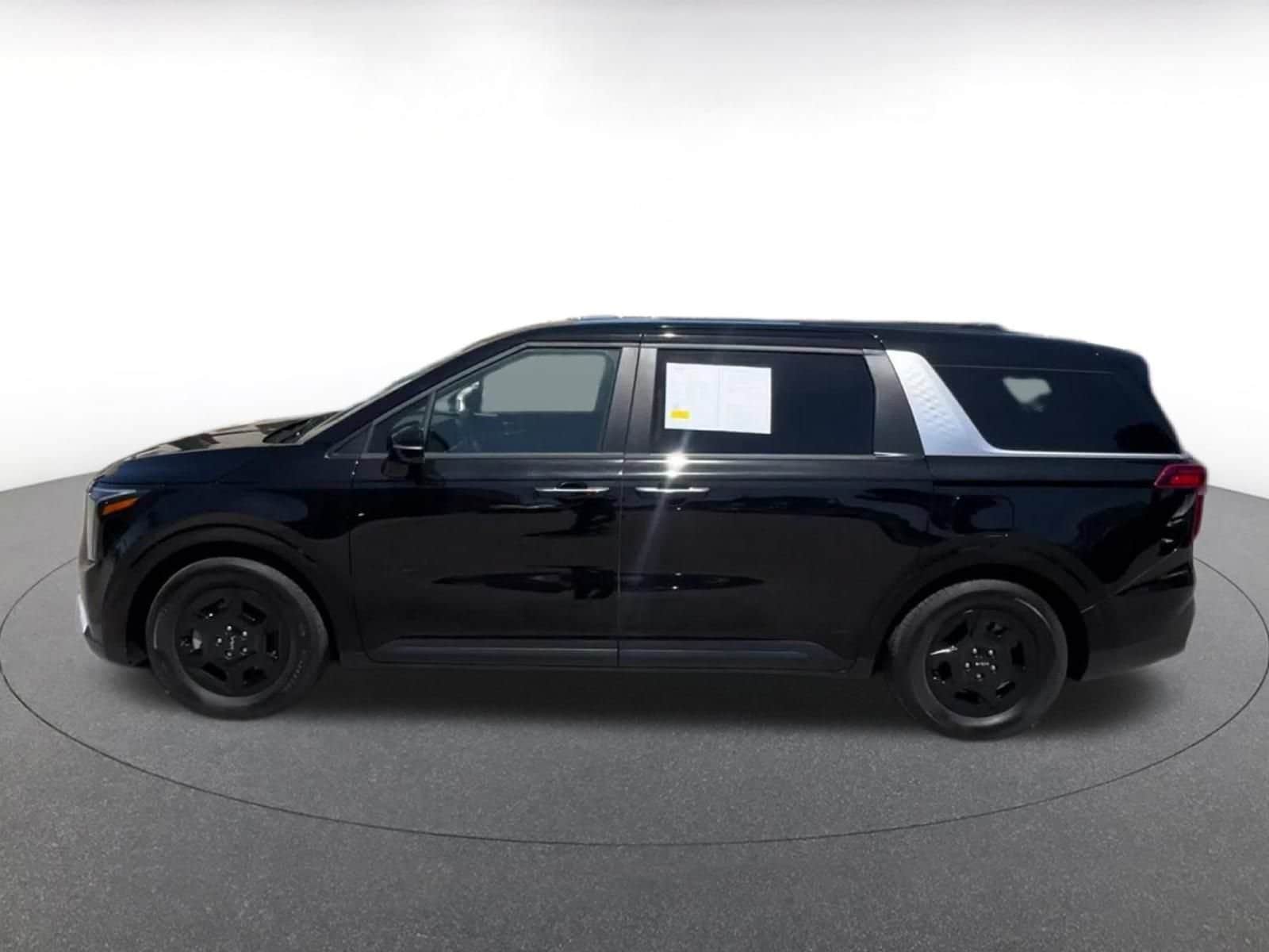 Thumbnail: 2026 Kia Carnival - 7
