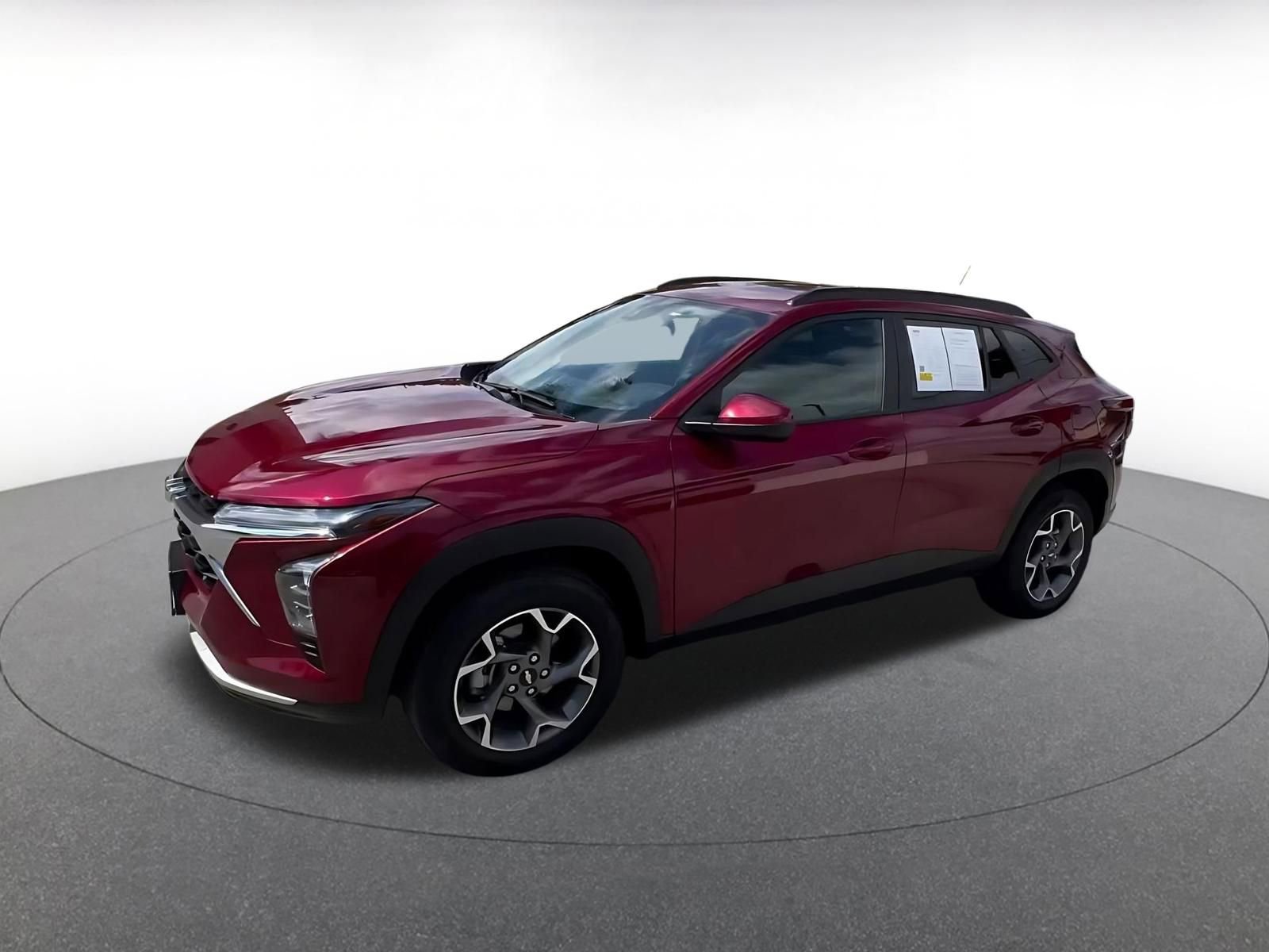 Thumbnail: 2025 Chevrolet Trax - 8