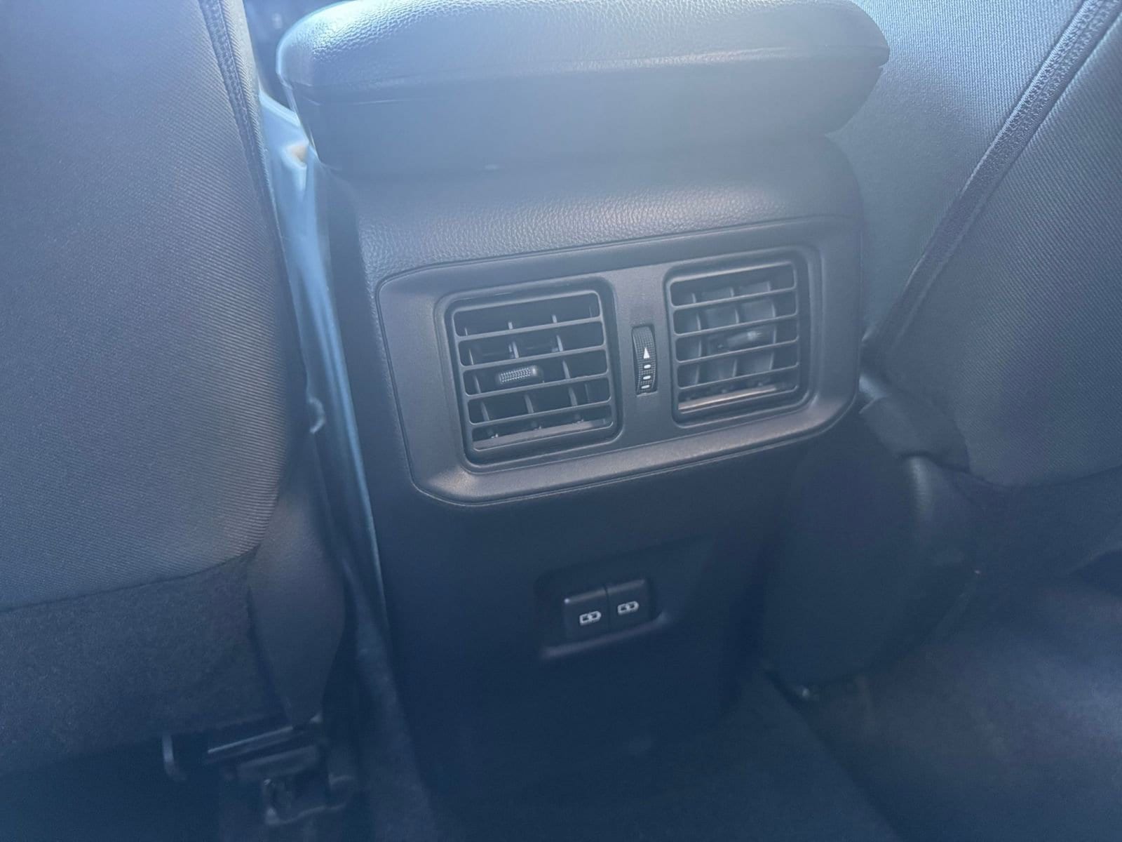 Thumbnail: 2025 Toyota RAV4 - 24