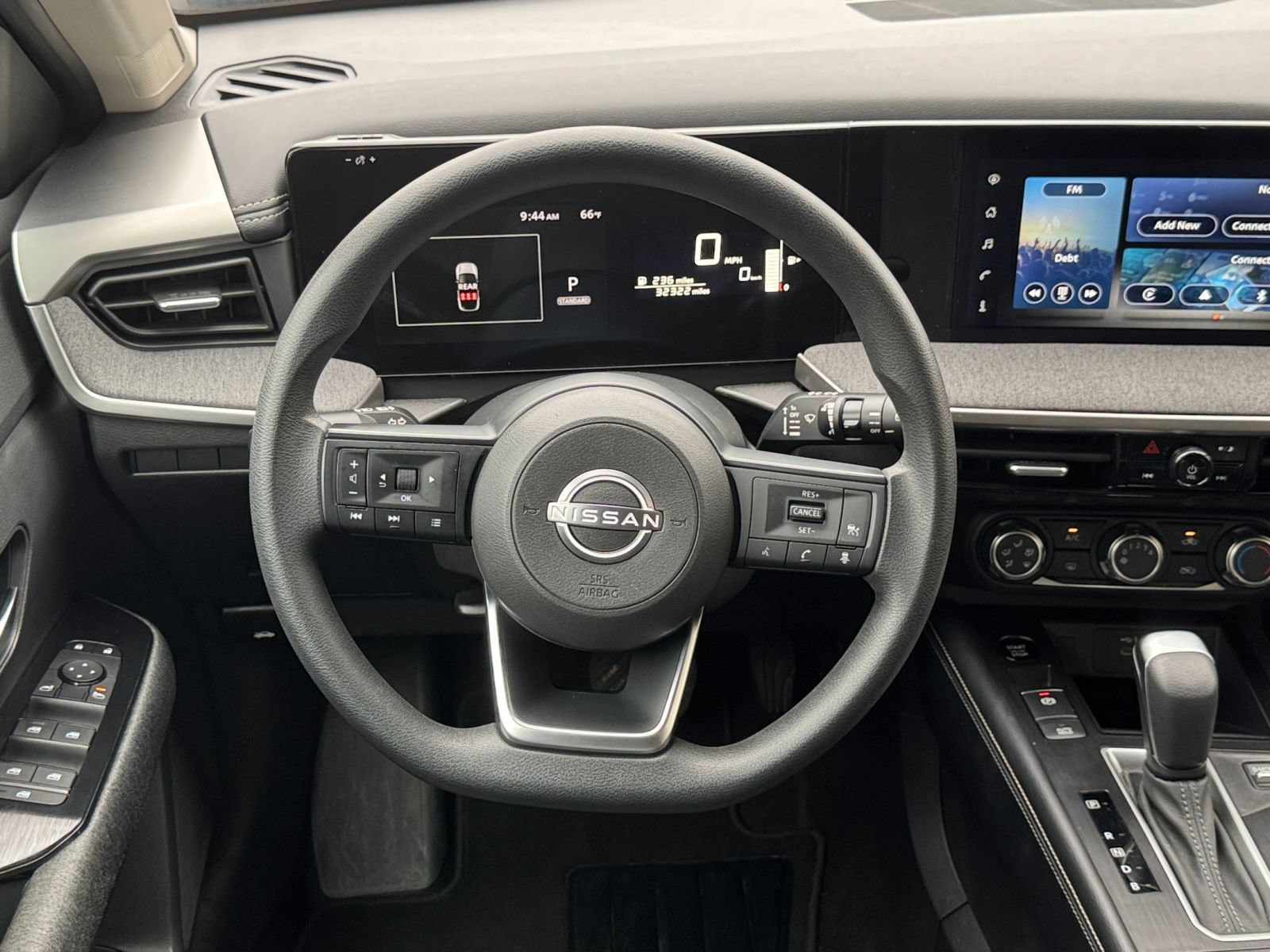 Thumbnail: 2025 Nissan Kicks - 21