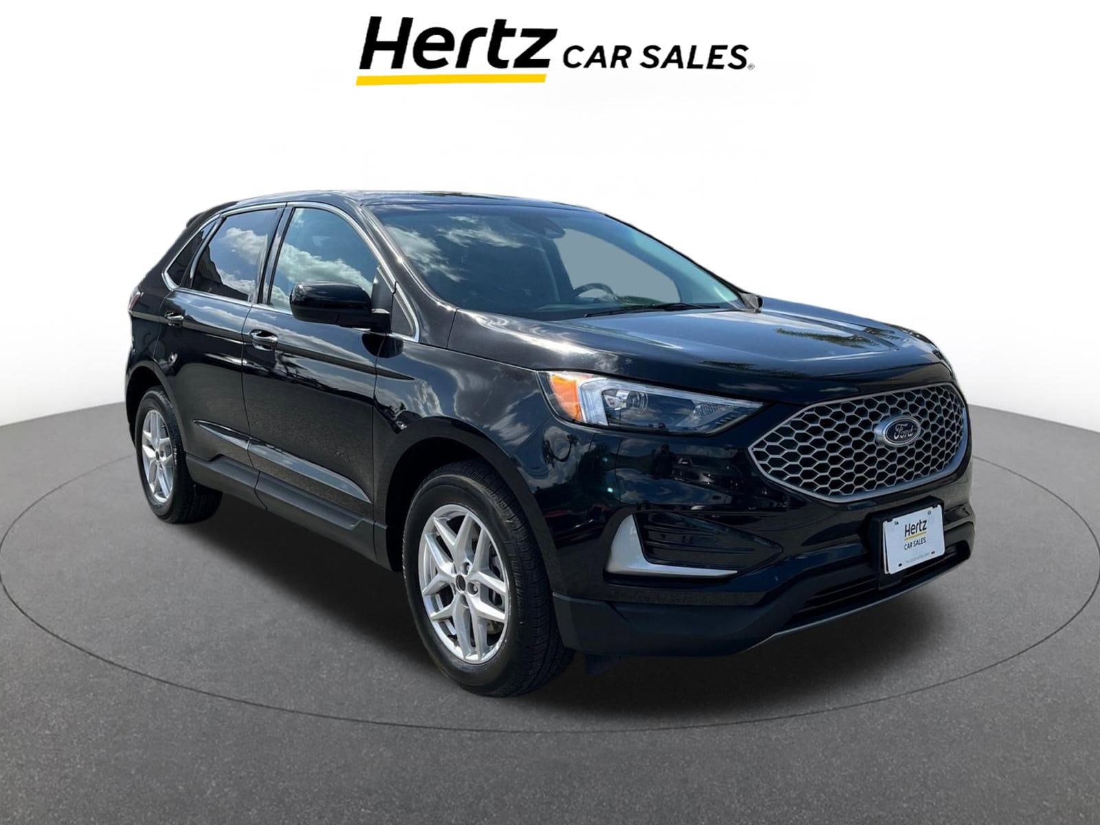 2024 Ford Edge SEL Hero Image