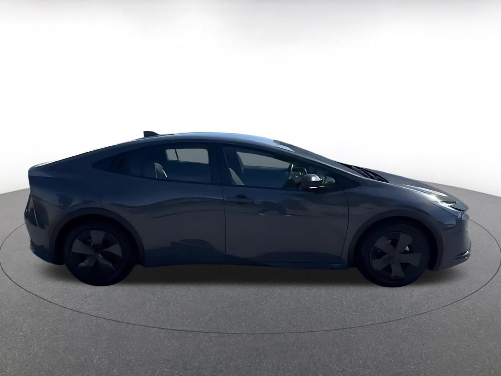 Thumbnail: 2025 Toyota Prius - 15