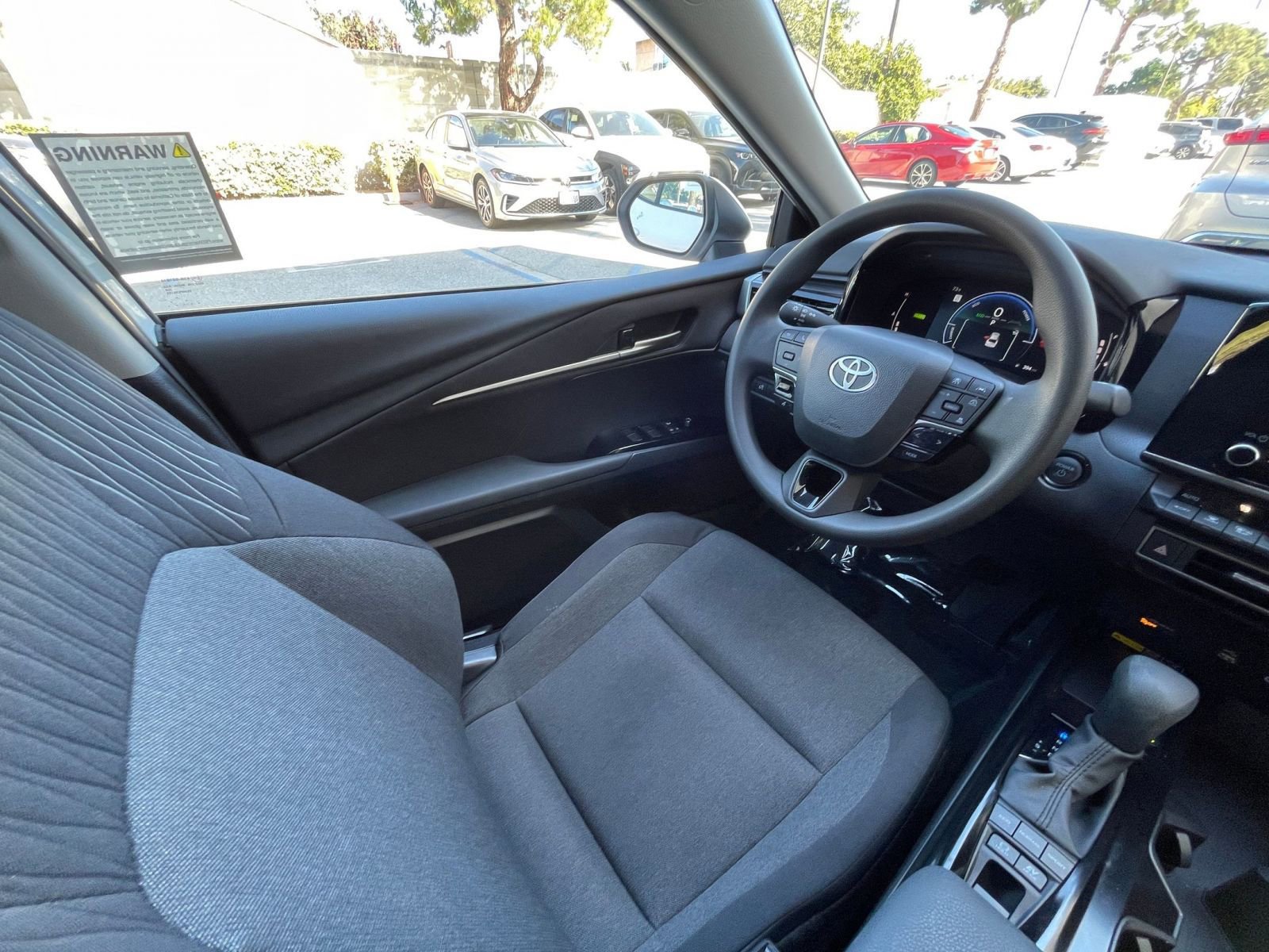 Thumbnail: 2025 Toyota Camry - 34