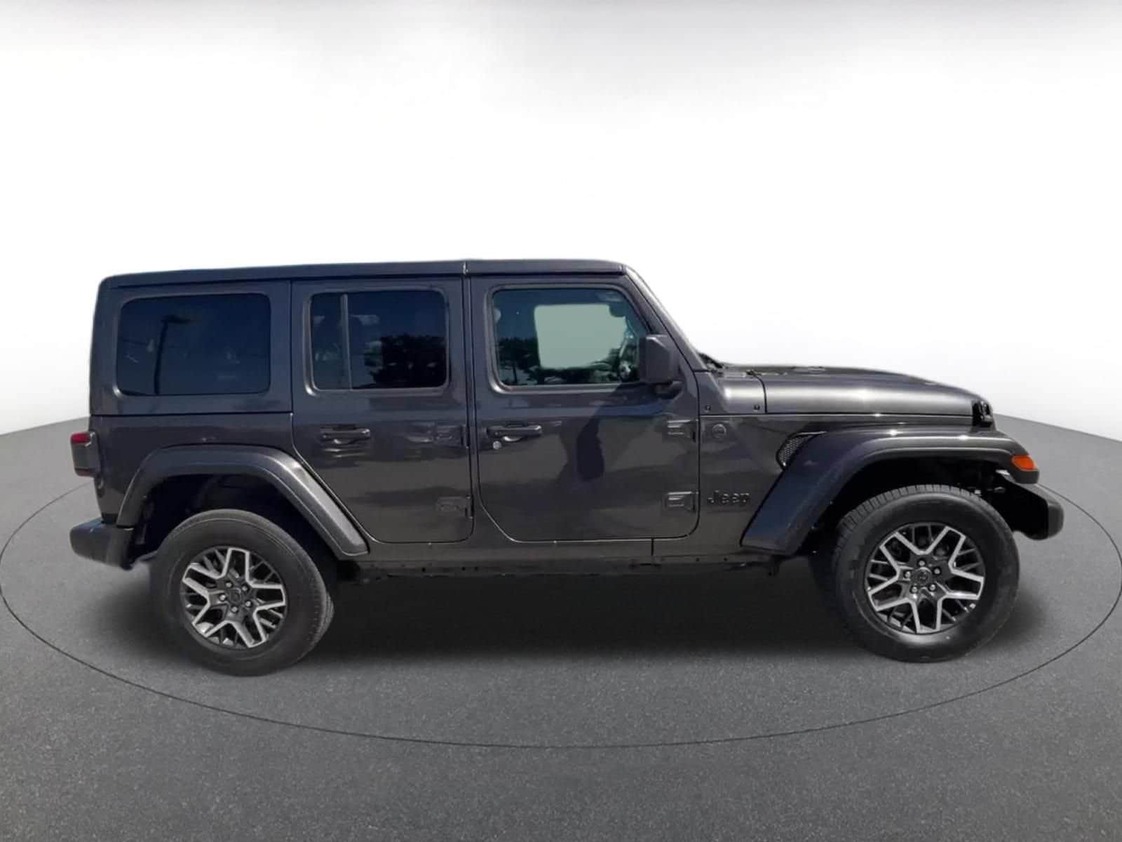 Thumbnail: 2025 Jeep Wrangler - 16