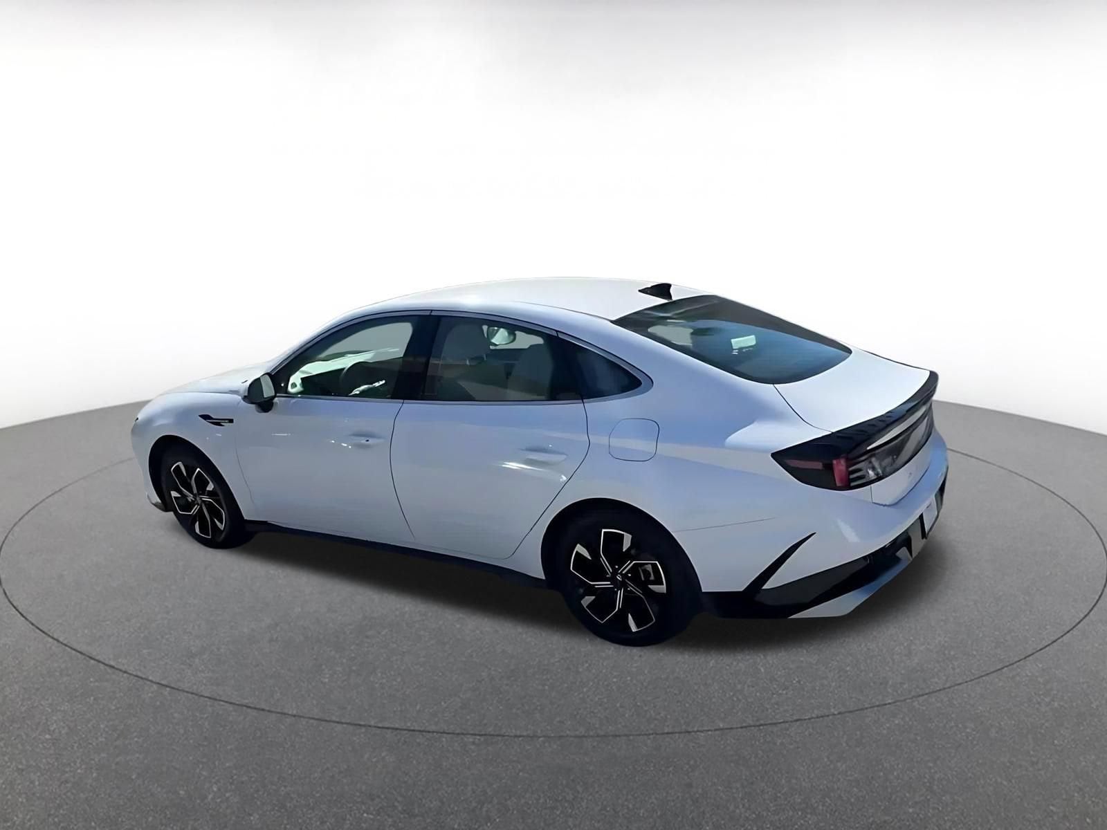 Thumbnail: 2025 Hyundai Sonata - 12