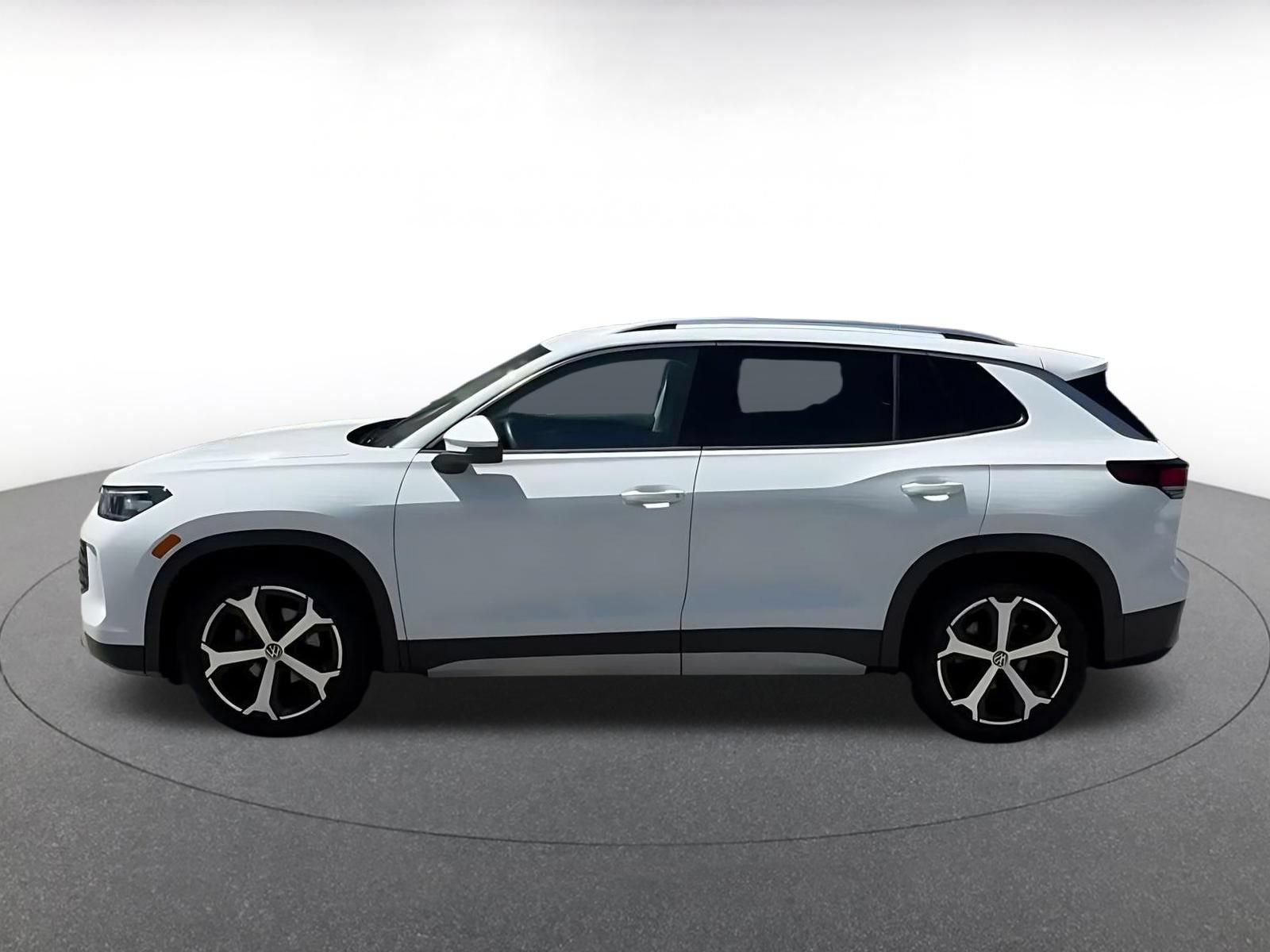 Thumbnail: 2026 Volkswagen Tiguan - 8