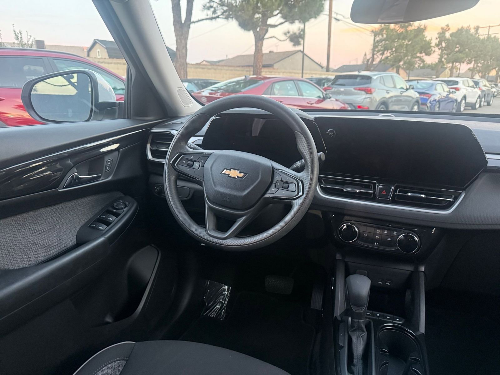 Thumbnail: 2025 Chevrolet TrailBlazer - 30