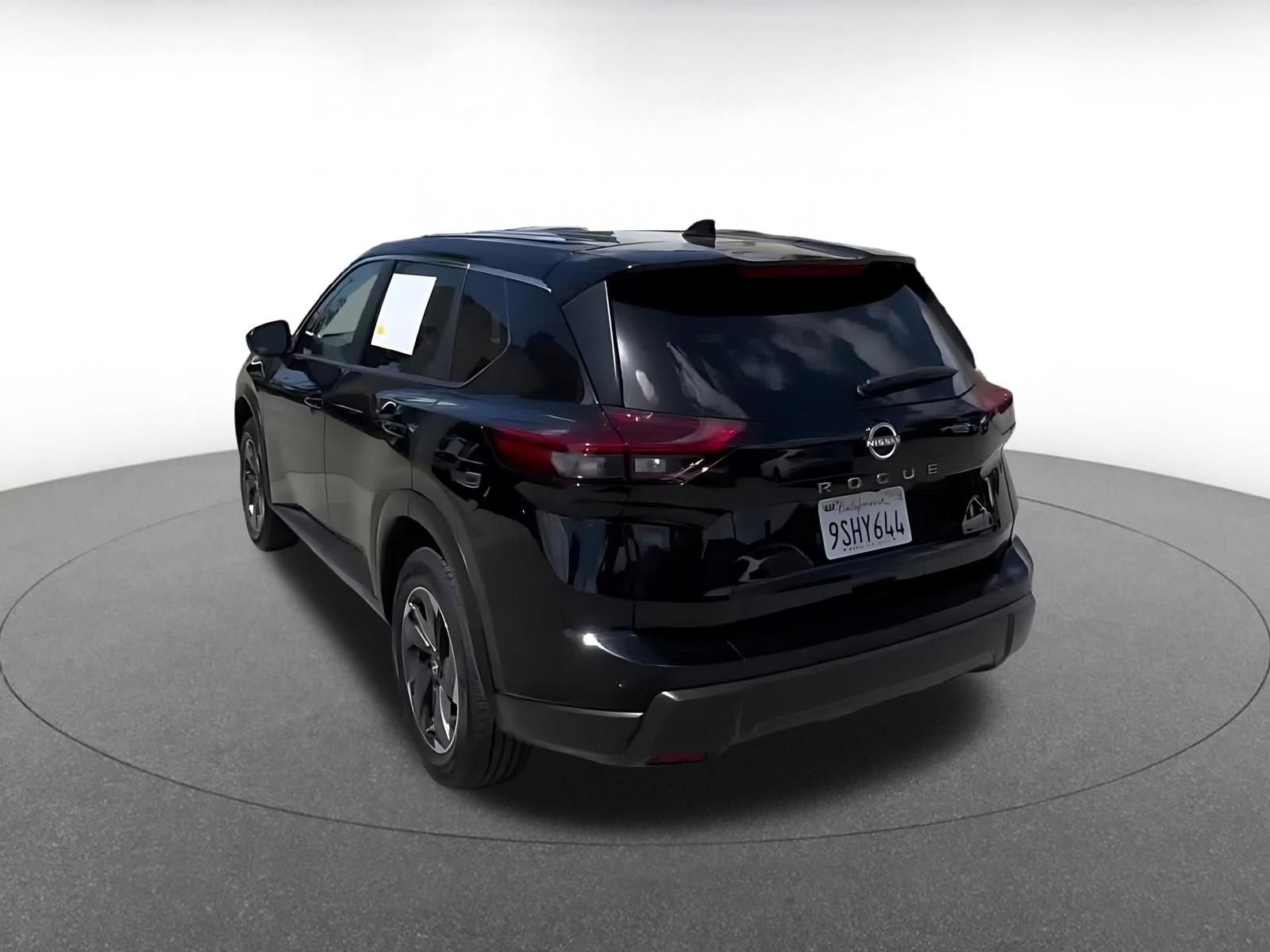 Thumbnail: 2025 Nissan Rogue - 11
