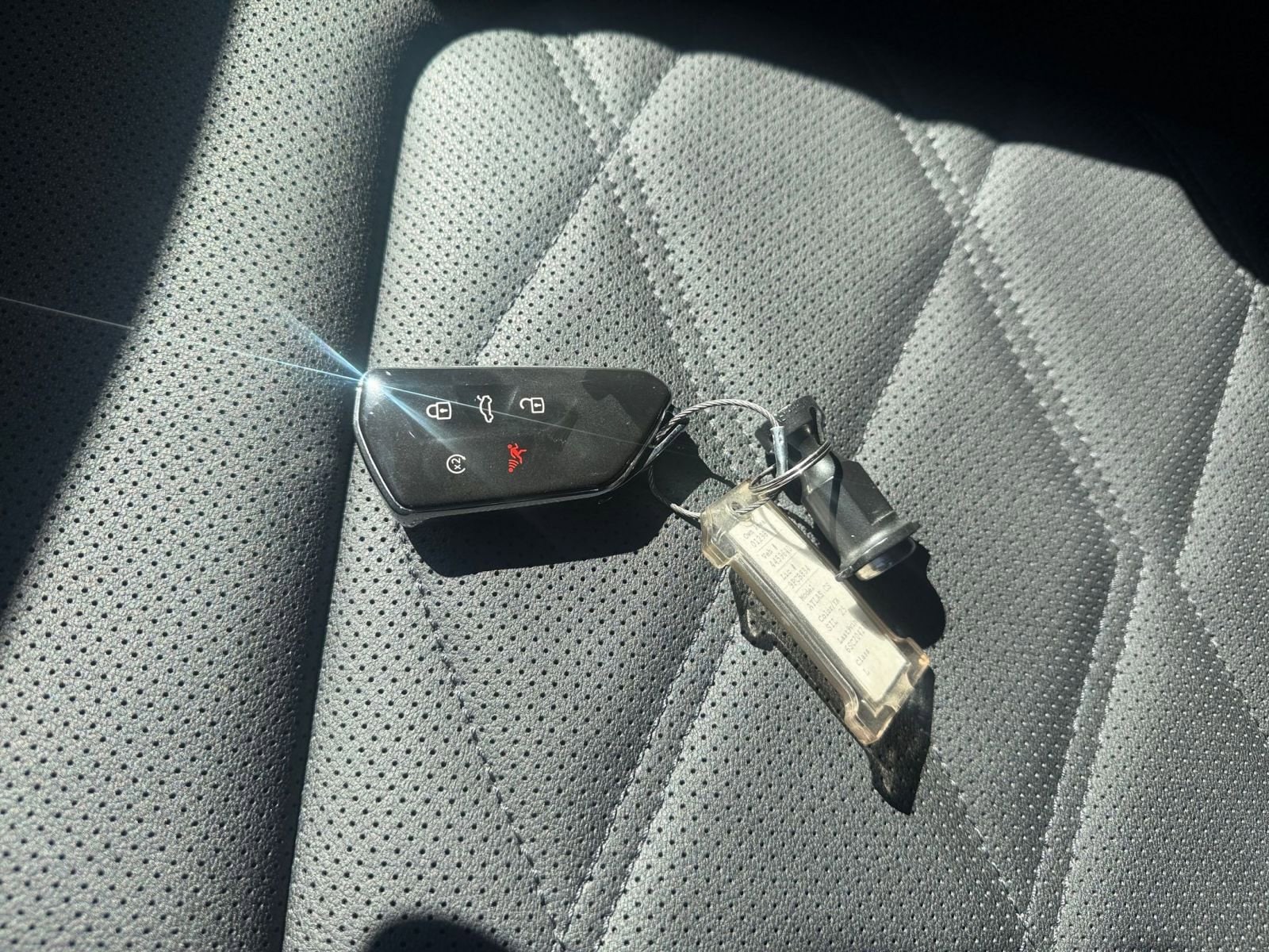 Thumbnail: 2025 Volkswagen Atlas - 21