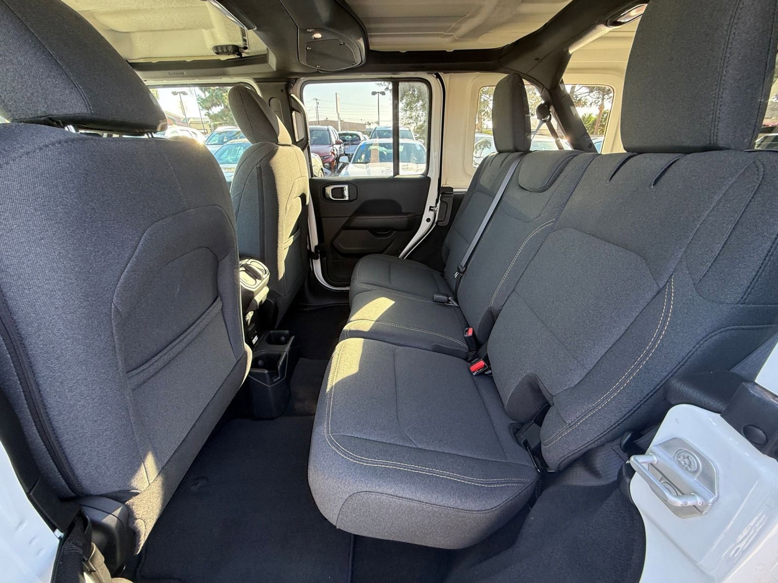 Thumbnail: 2025 Jeep Wrangler - 22