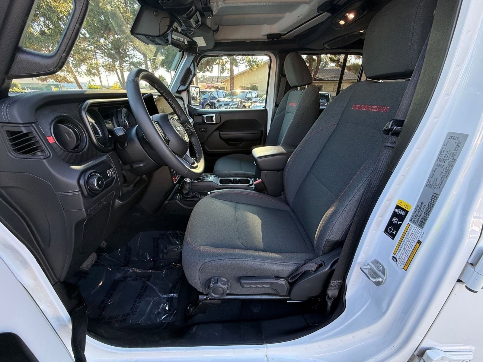 Thumbnail: 2025 Jeep Wrangler - 23