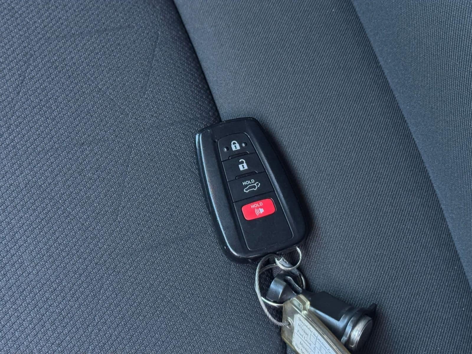 Thumbnail: 2025 Toyota RAV4 - 22