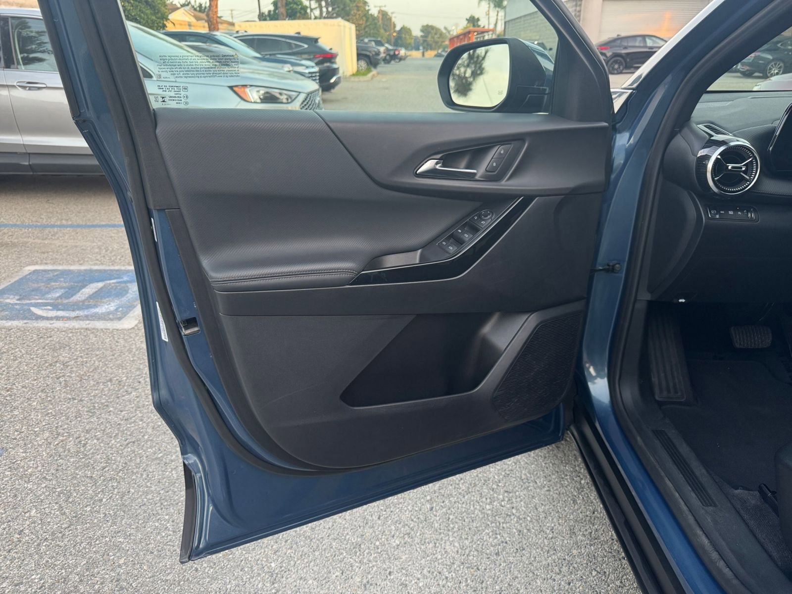 Thumbnail: 2025 Chevrolet Equinox - 20