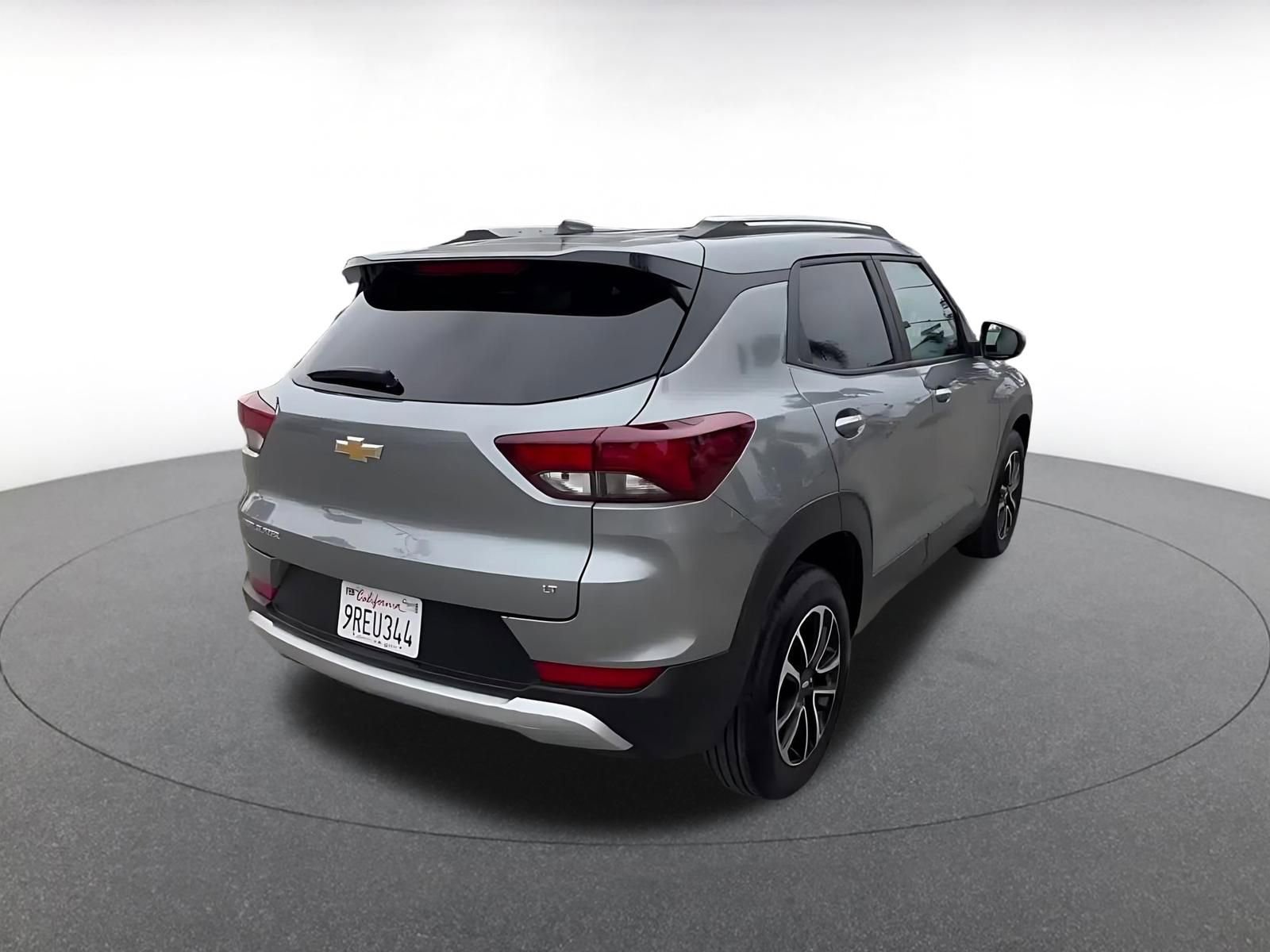 Thumbnail: 2025 Chevrolet TrailBlazer - 14