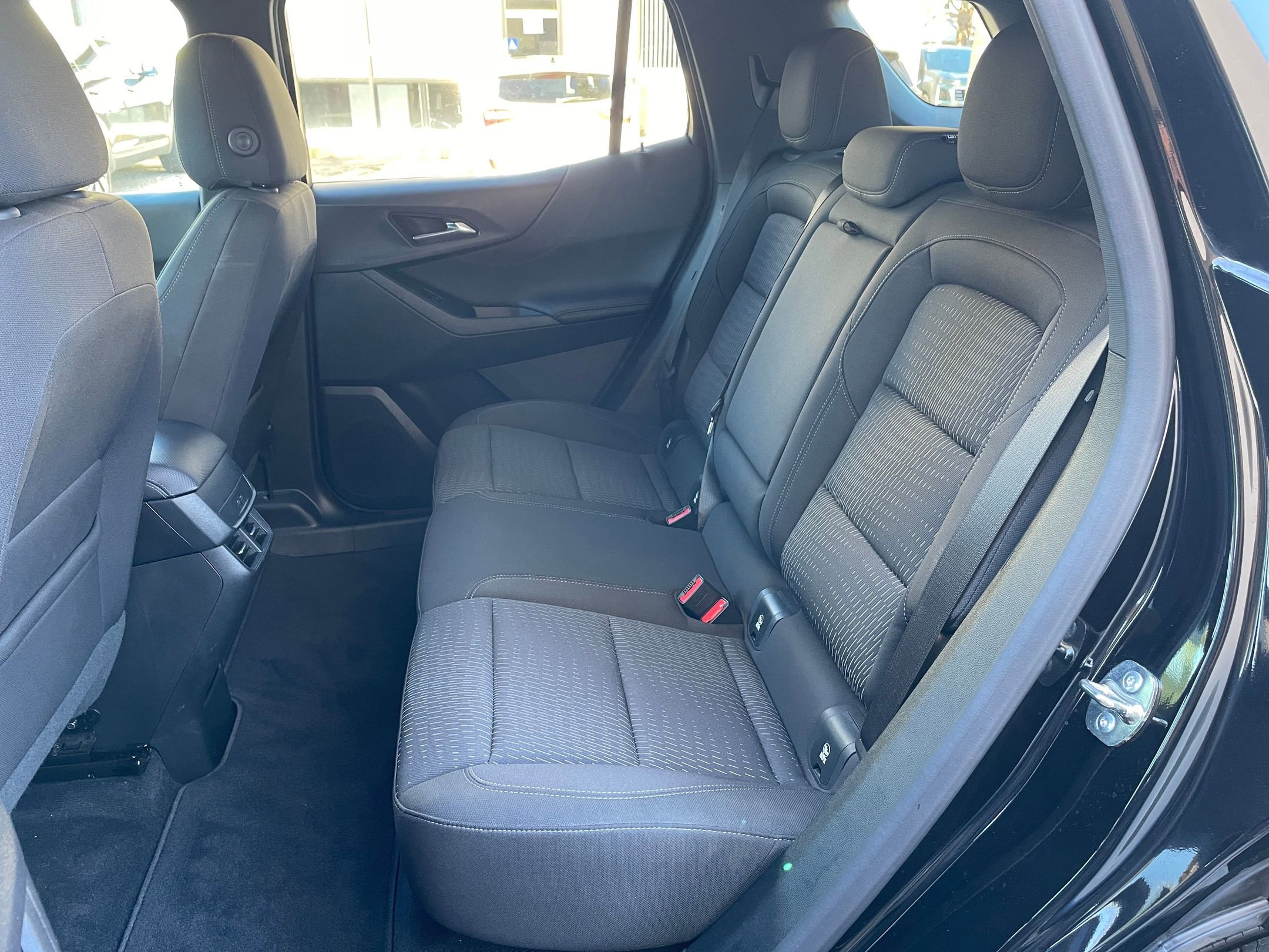 Thumbnail: 2025 Chevrolet Equinox - 25