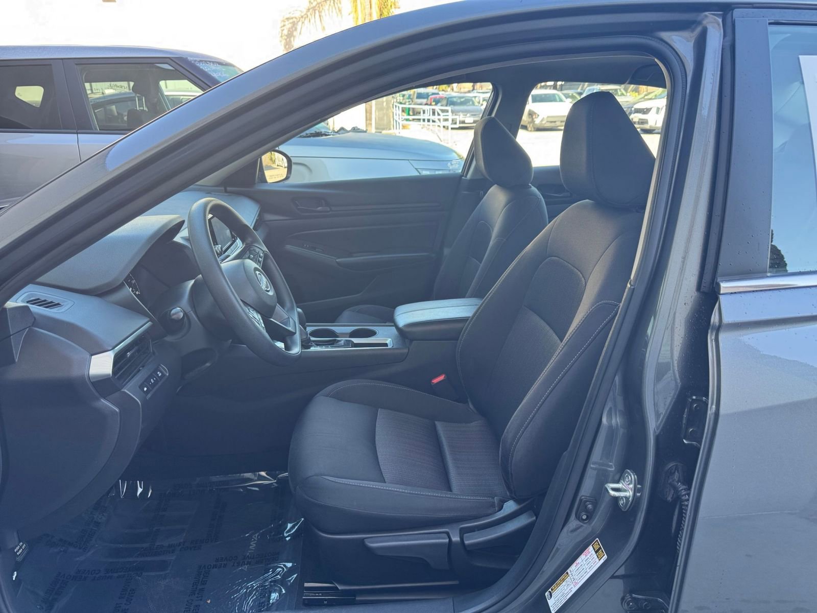 Thumbnail: 2023 Nissan Altima - 25