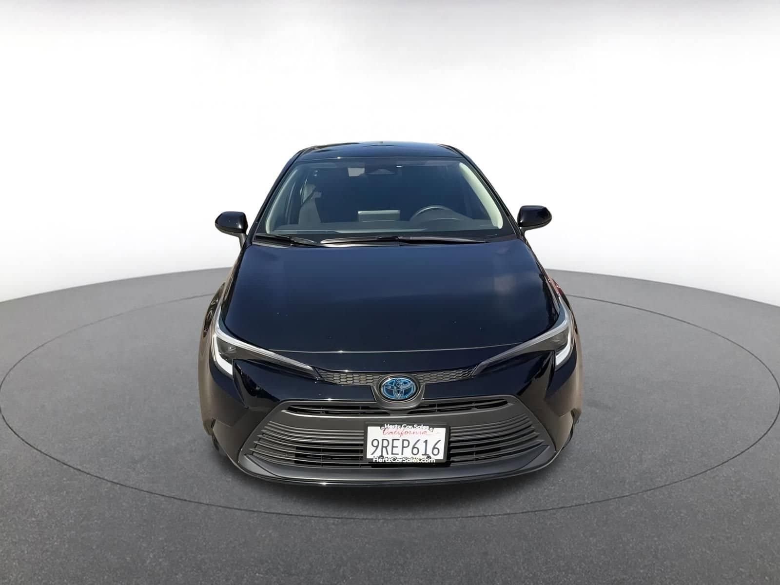 Thumbnail: 2025 Toyota Corolla - 2