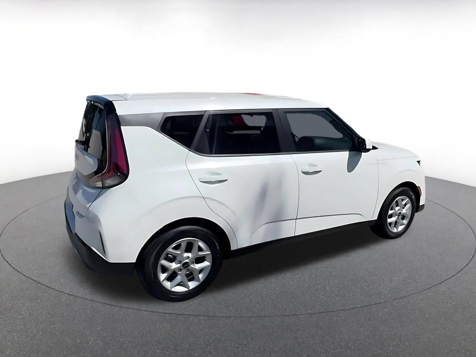 Thumbnail: 2025 Kia Soul - 15