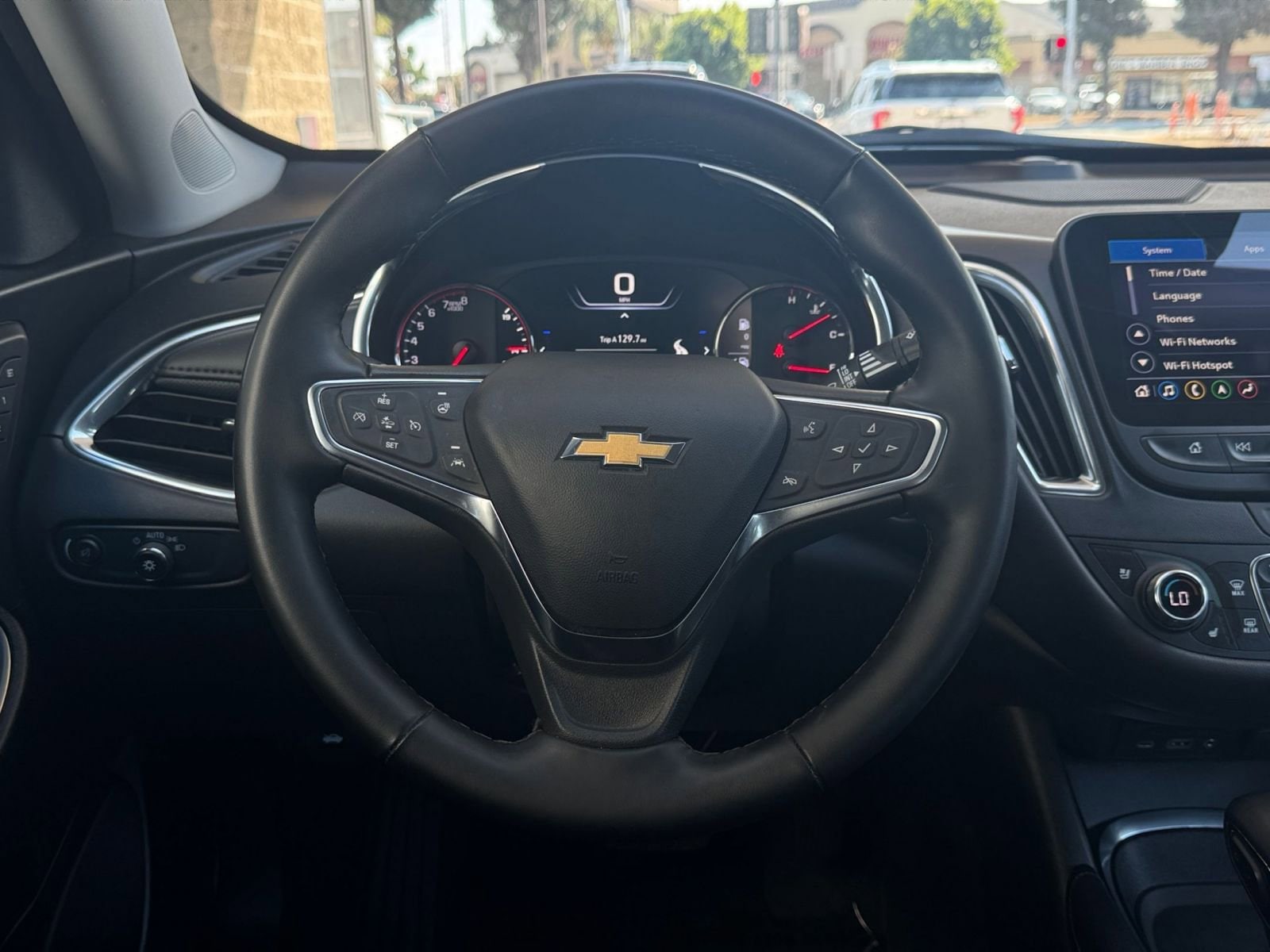 Thumbnail: 2024 Chevrolet Malibu - 28