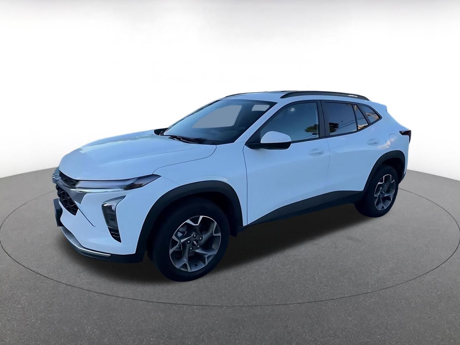 Thumbnail: 2025 Chevrolet Trax - 8