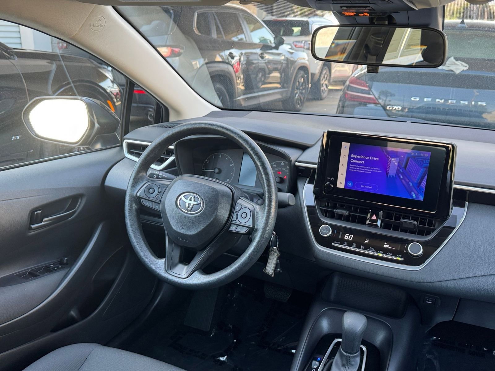 Thumbnail: 2025 Toyota Corolla - 33