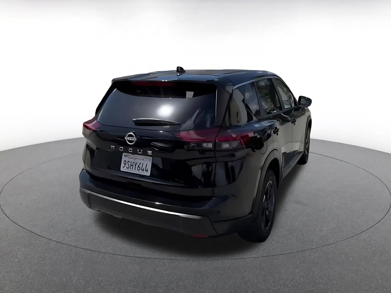 Thumbnail: 2025 Nissan Rogue - 14