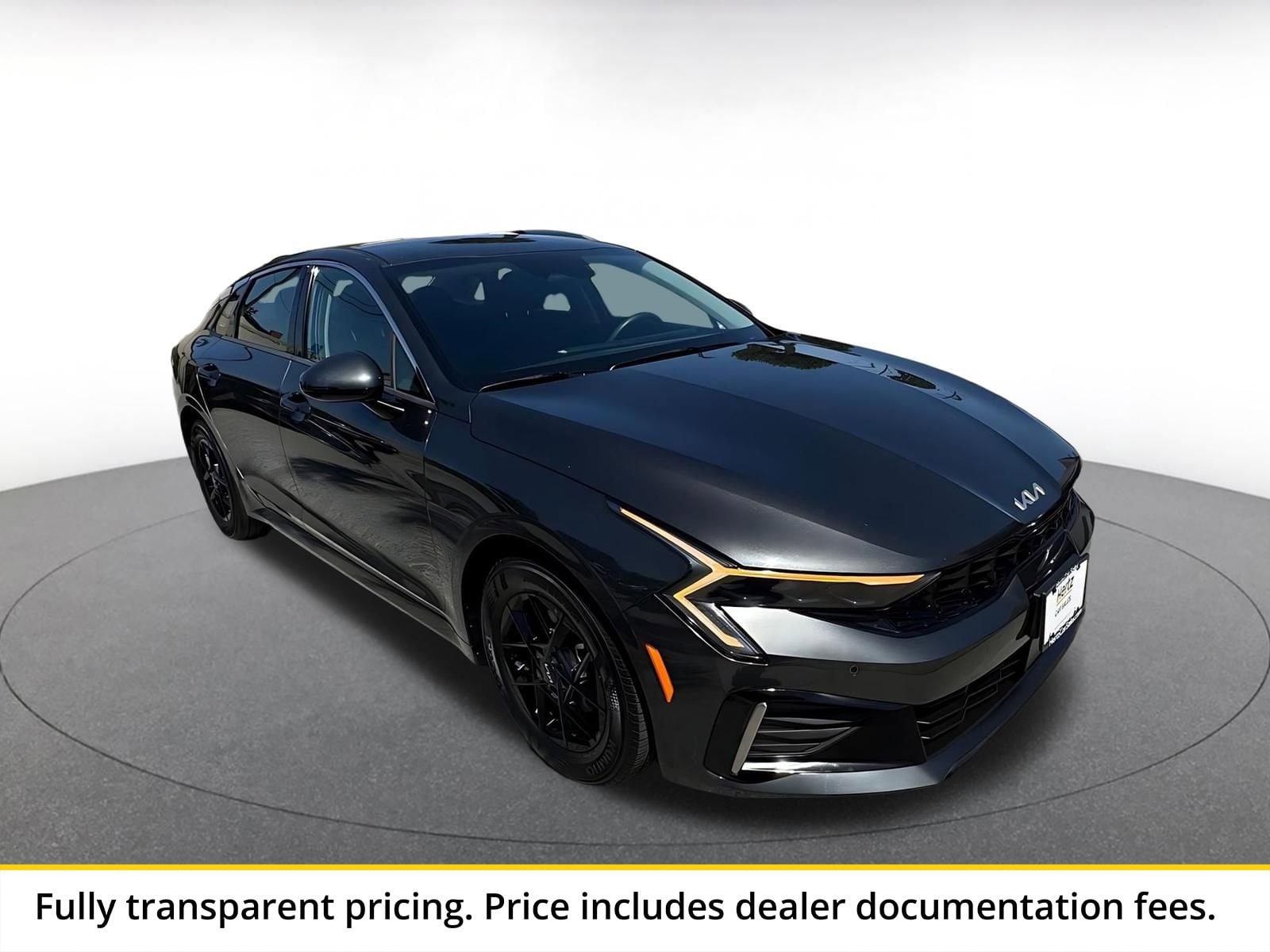 Thumbnail: 2025 Kia K5 - 1