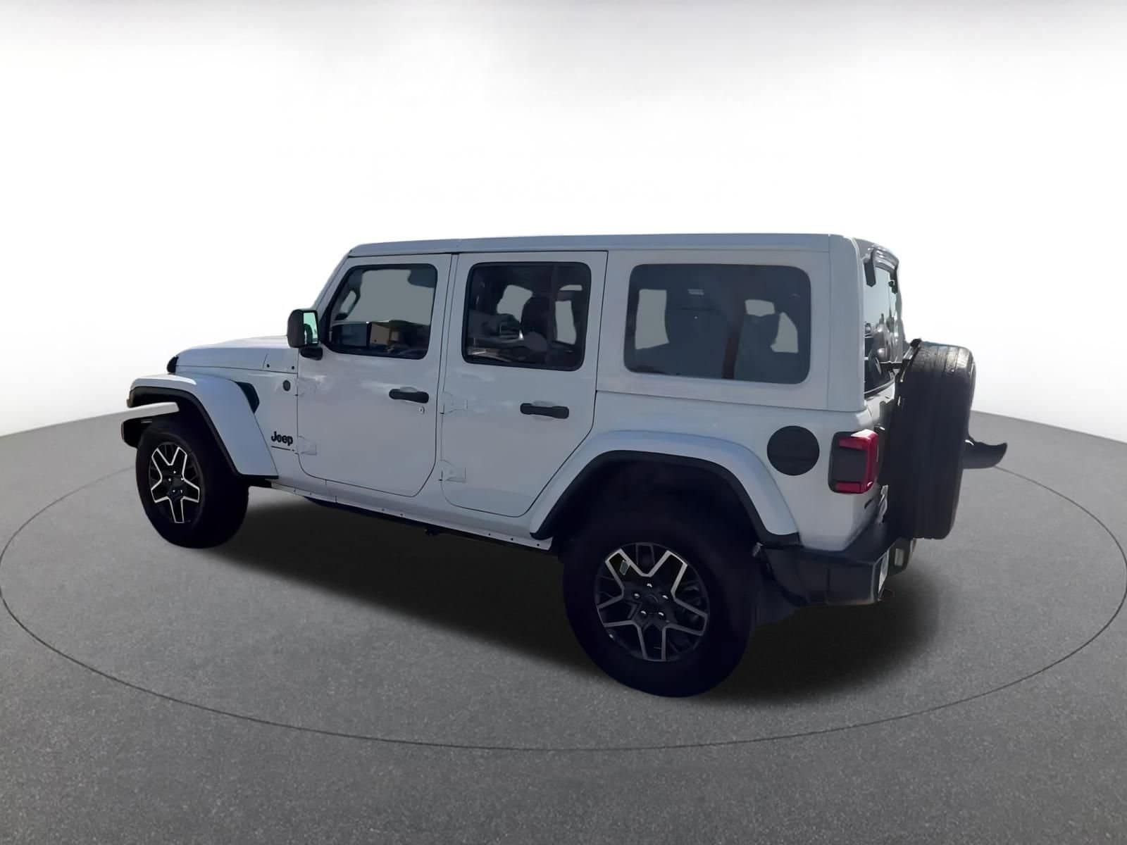 Thumbnail: 2025 Jeep Wrangler - 9