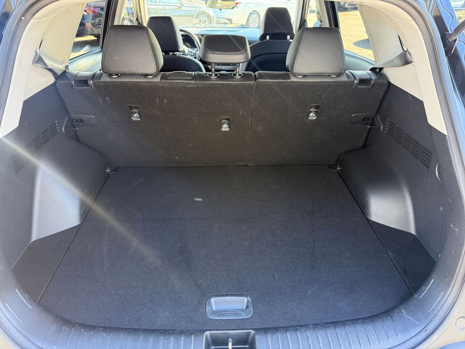 Thumbnail: 2025 Kia Seltos - 28