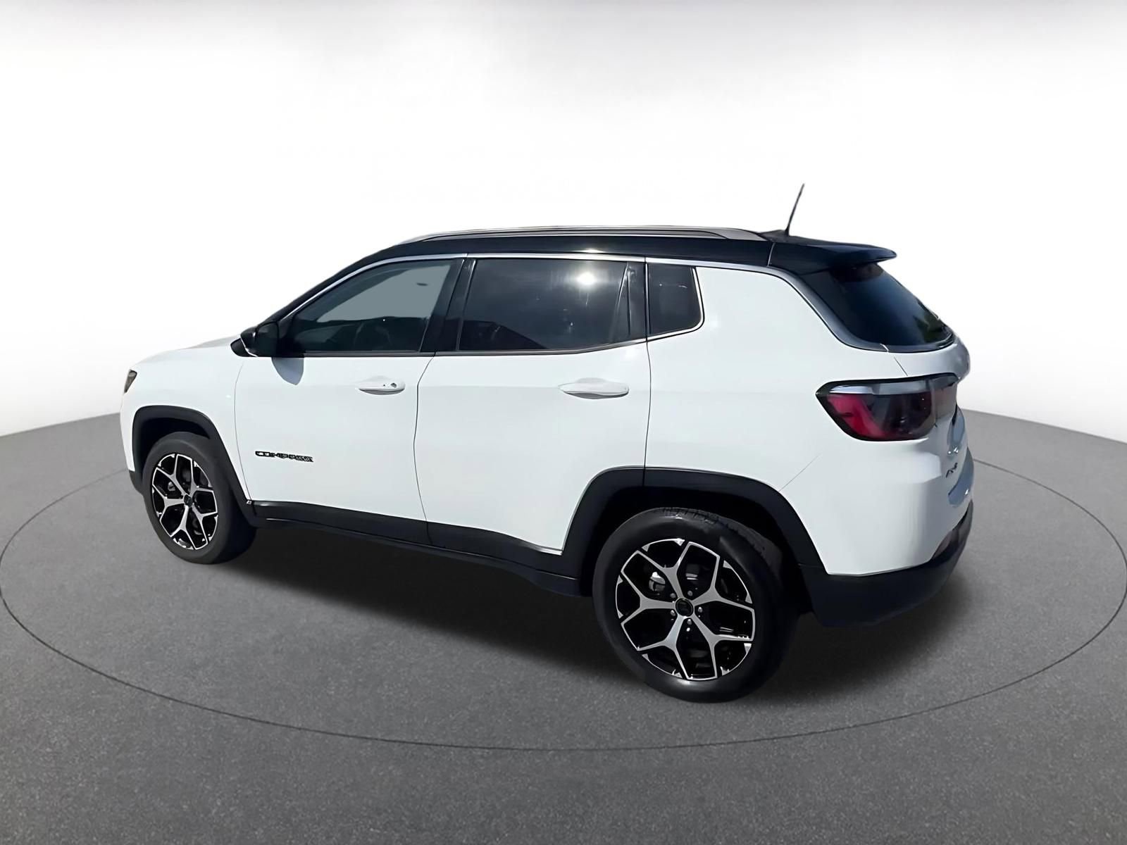 Thumbnail: 2025 Jeep Compass - 10