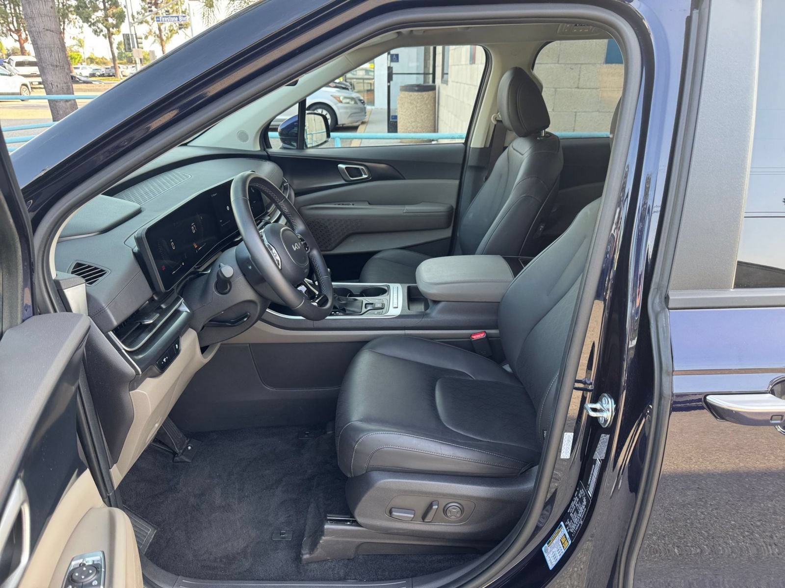 Thumbnail: 2026 Kia Carnival - 29