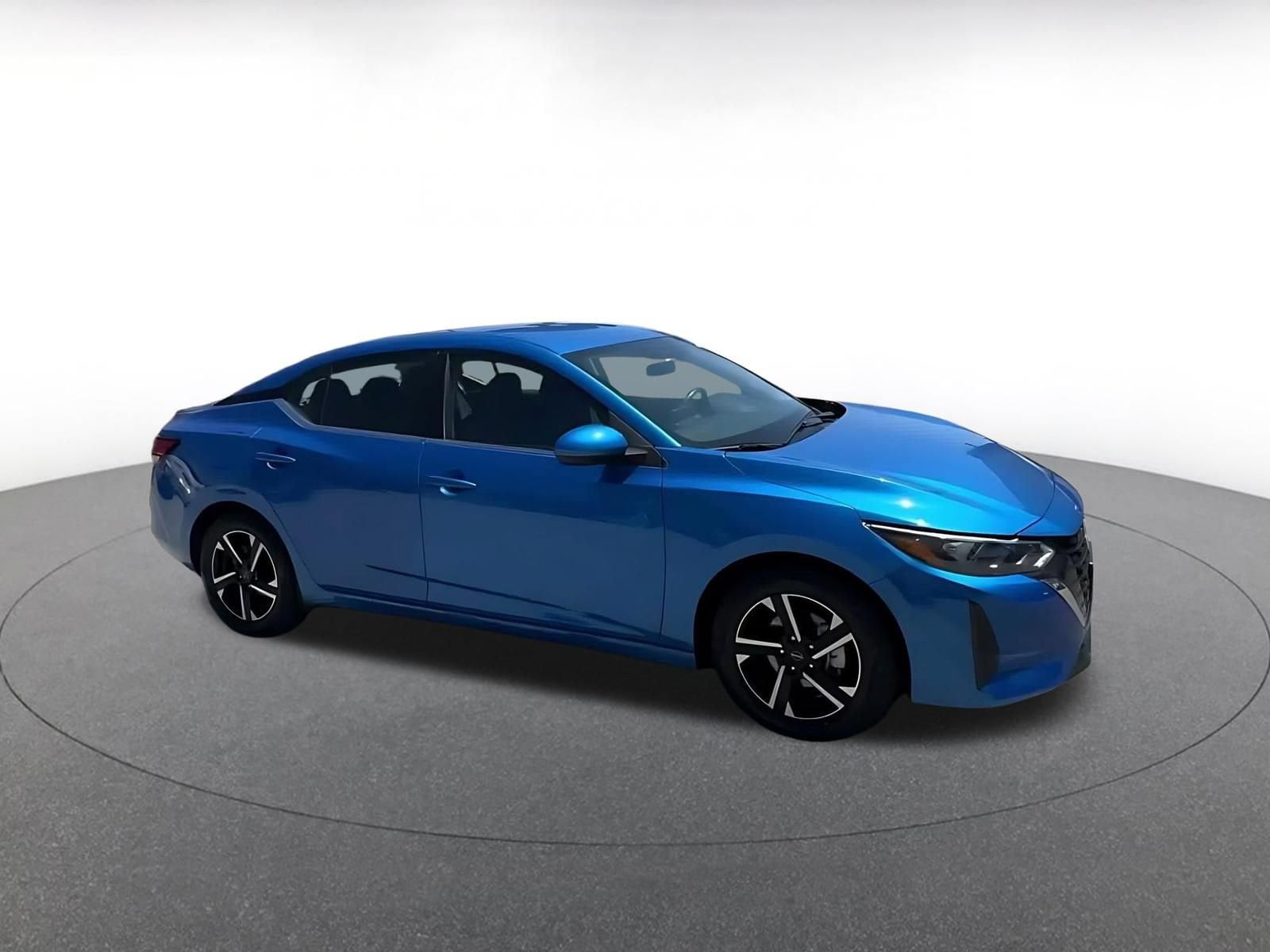 Thumbnail: 2025 Nissan Sentra - 2