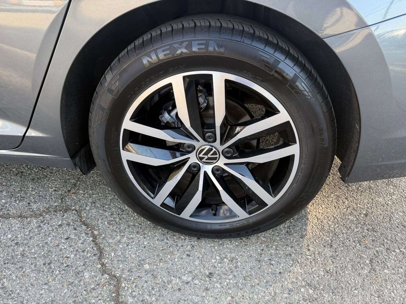 Thumbnail: 2025 Volkswagen Jetta - 25