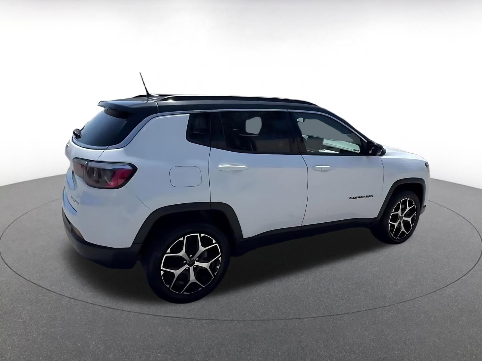 Thumbnail: 2025 Jeep Compass - 15