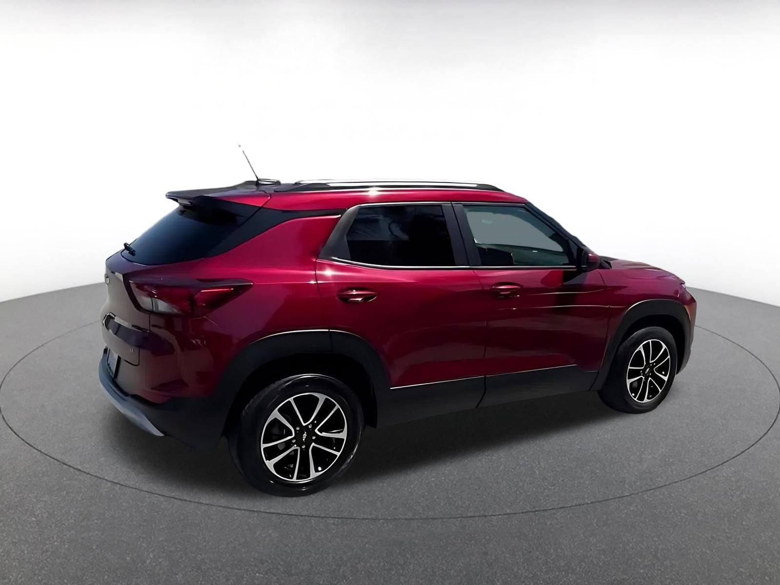 Thumbnail: 2025 Chevrolet TrailBlazer - 14