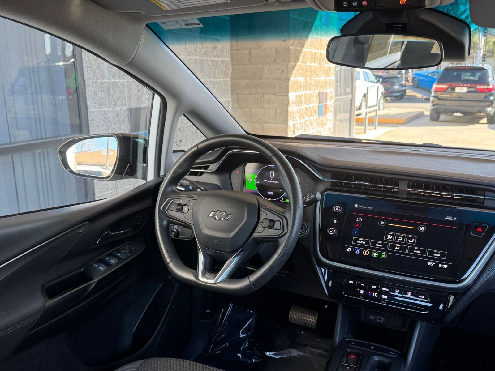Thumbnail: 2023 Chevrolet Bolt EV - 35