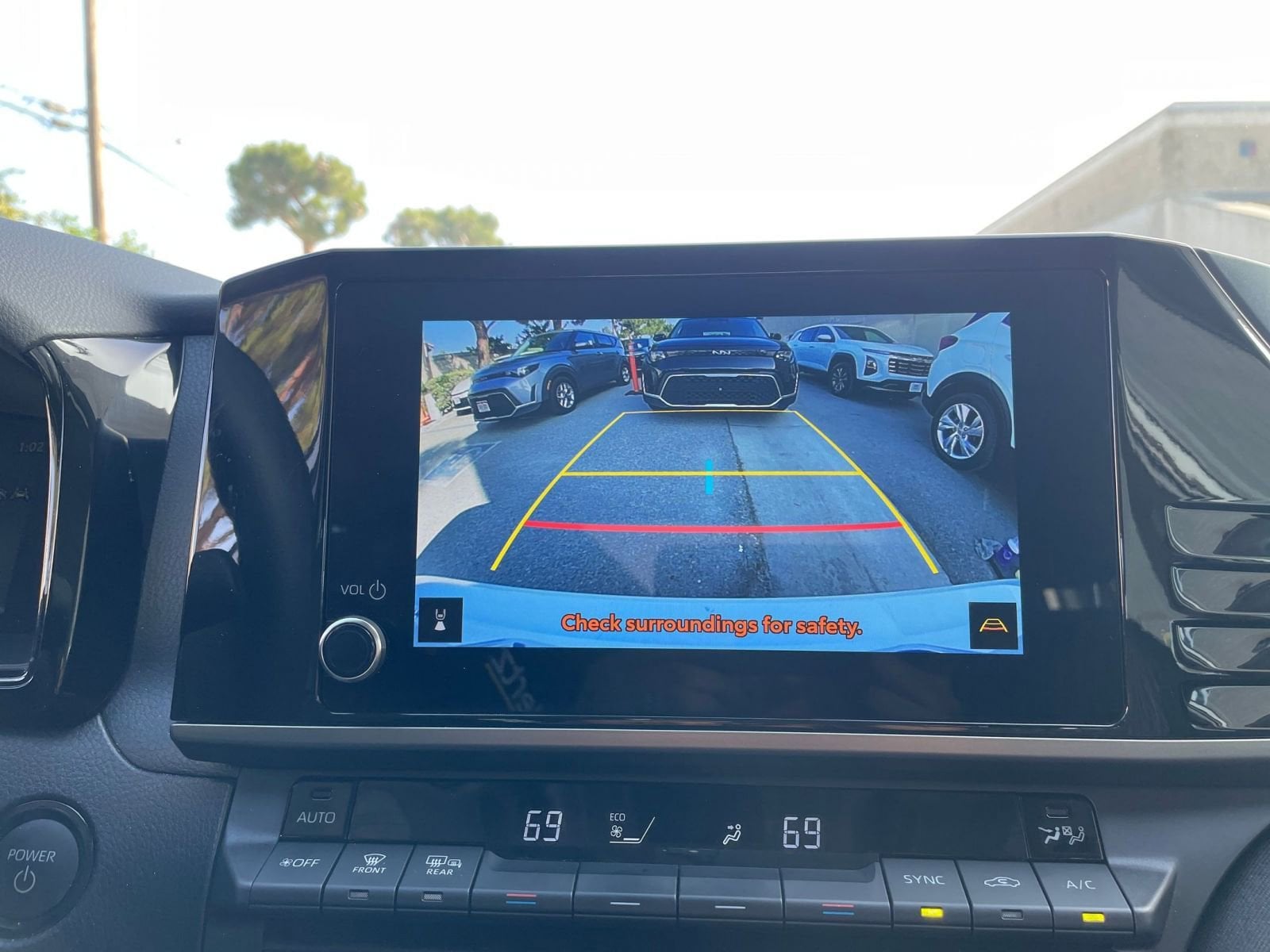 Thumbnail: 2025 Toyota Camry - 17