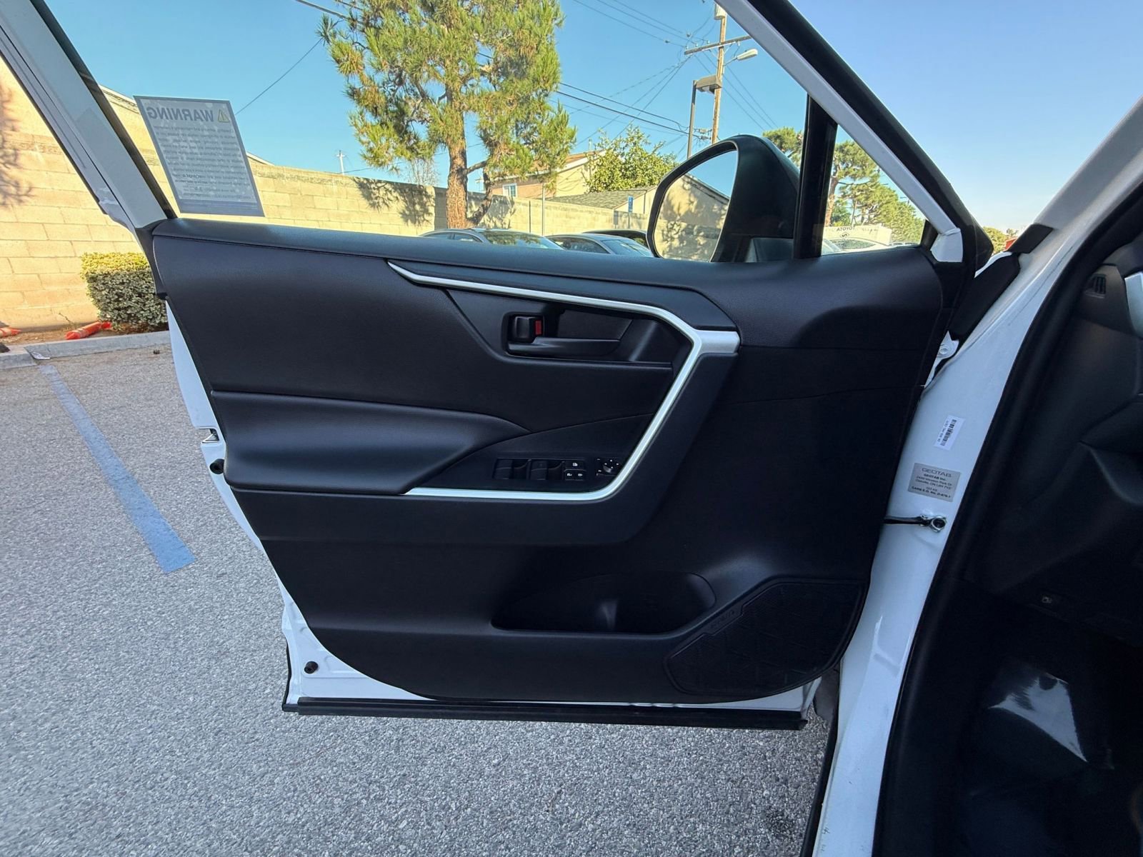 Thumbnail: 2025 Toyota RAV4 - 20