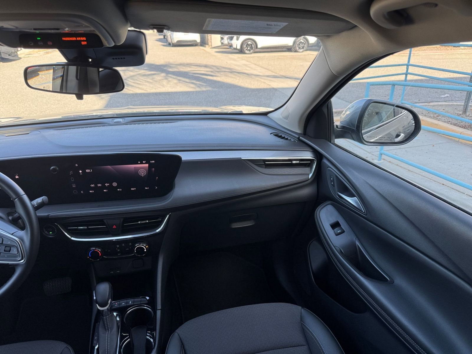 Thumbnail: 2025 Buick Encore GX - 35