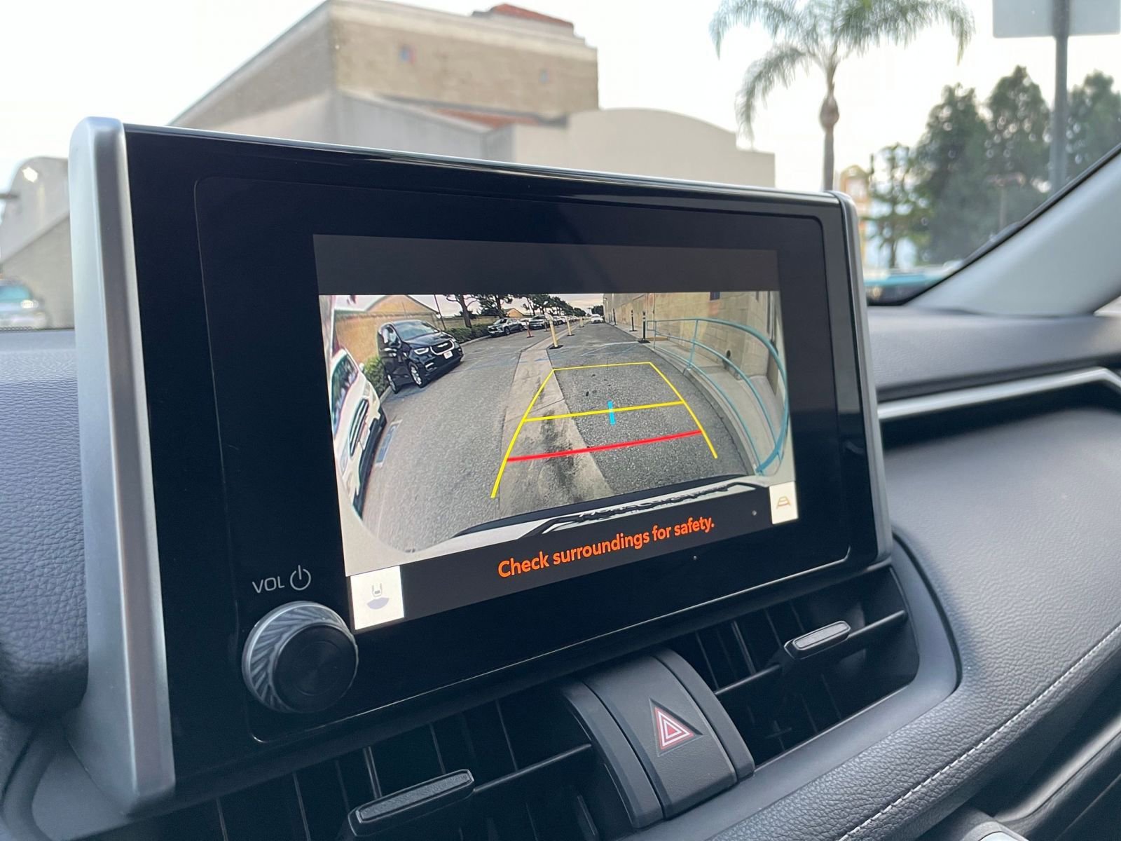 Thumbnail: 2025 Toyota RAV4 - 17