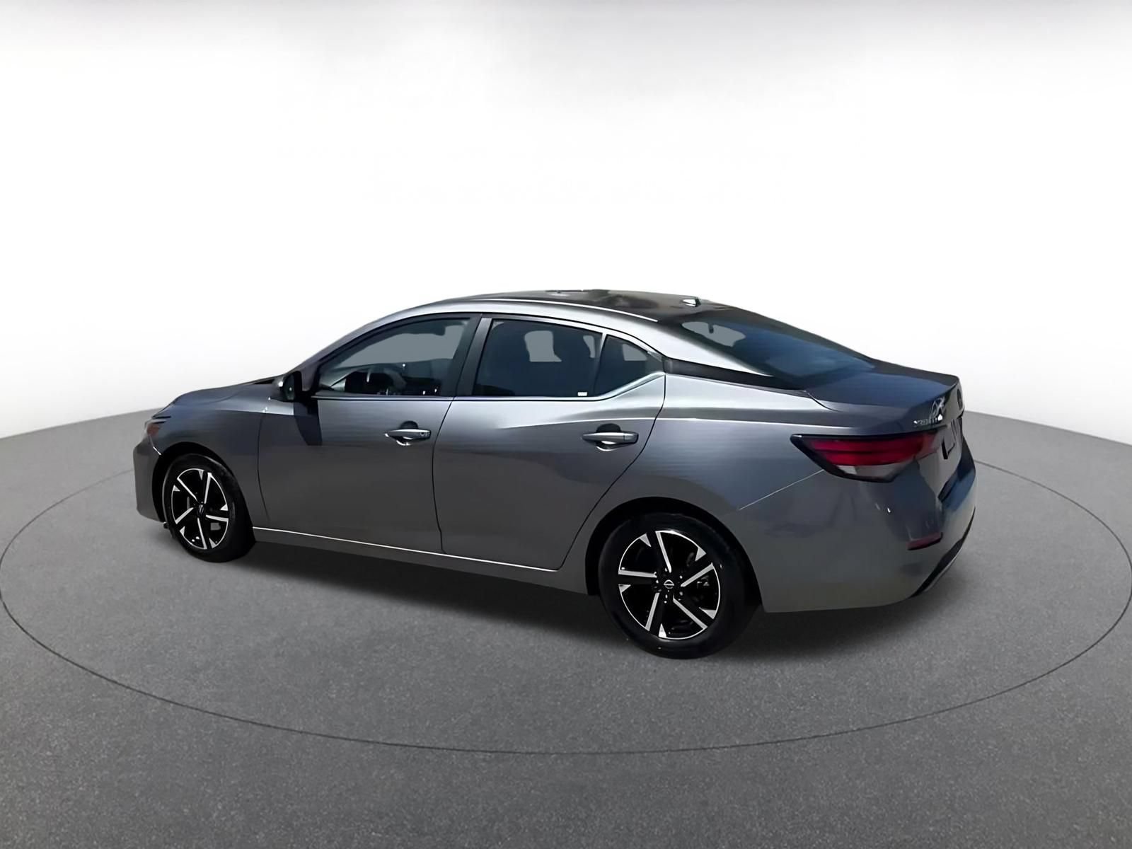 Thumbnail: 2025 Nissan Sentra - 9