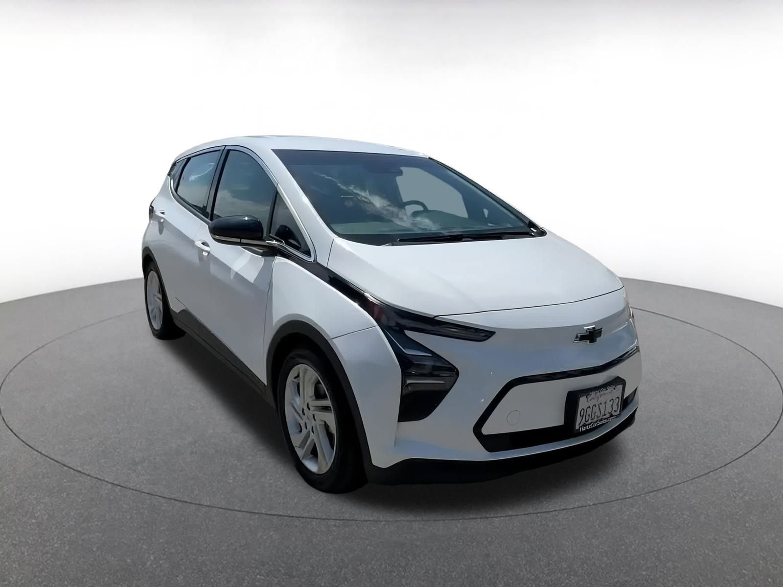Thumbnail: 2023 Chevrolet Bolt EV - 3