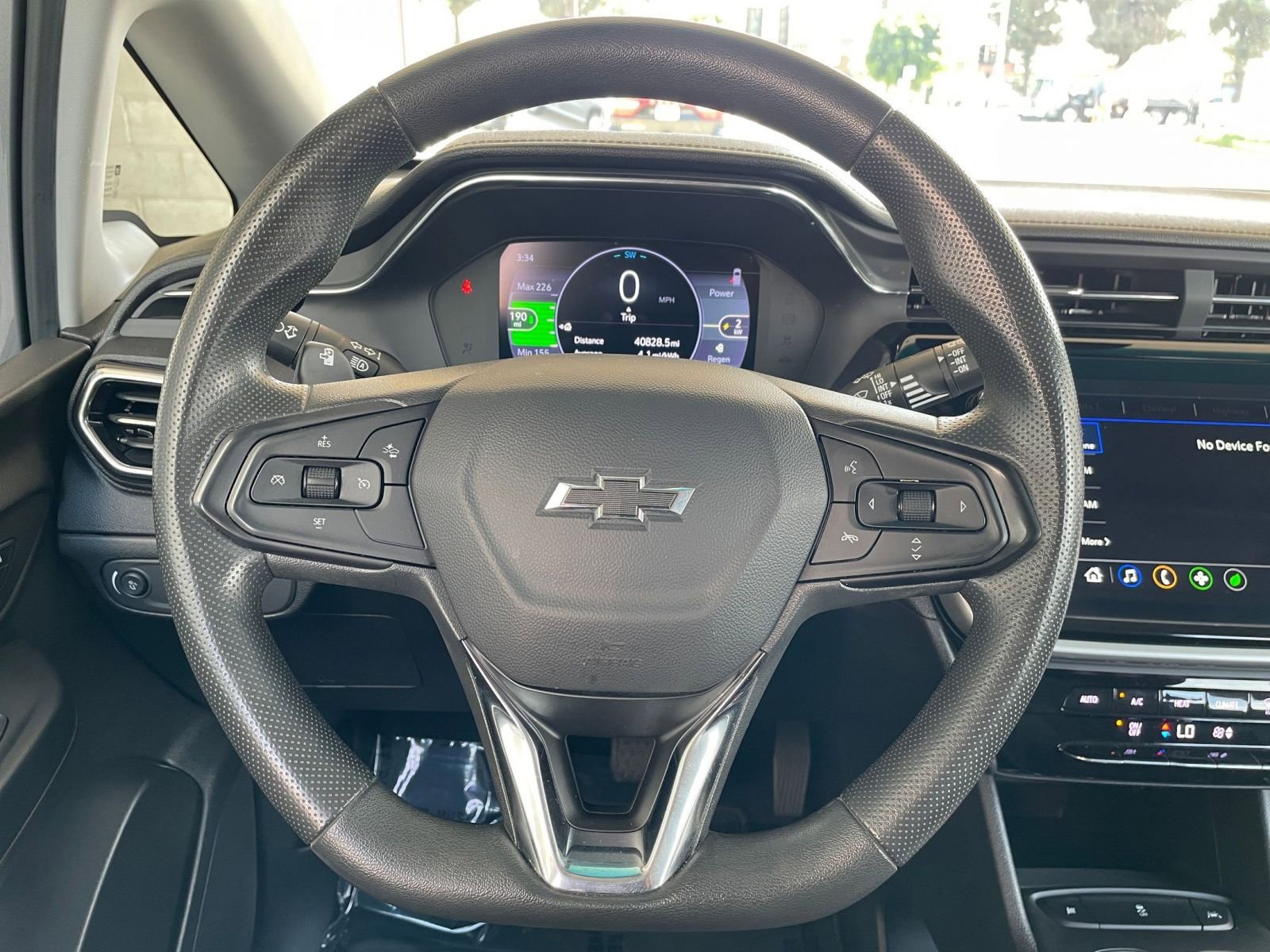 Thumbnail: 2023 Chevrolet Bolt EV - 31