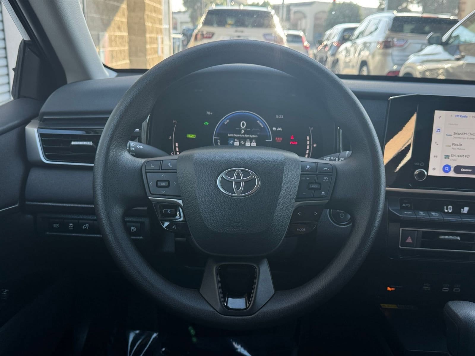 Thumbnail: 2025 Toyota Camry - 27