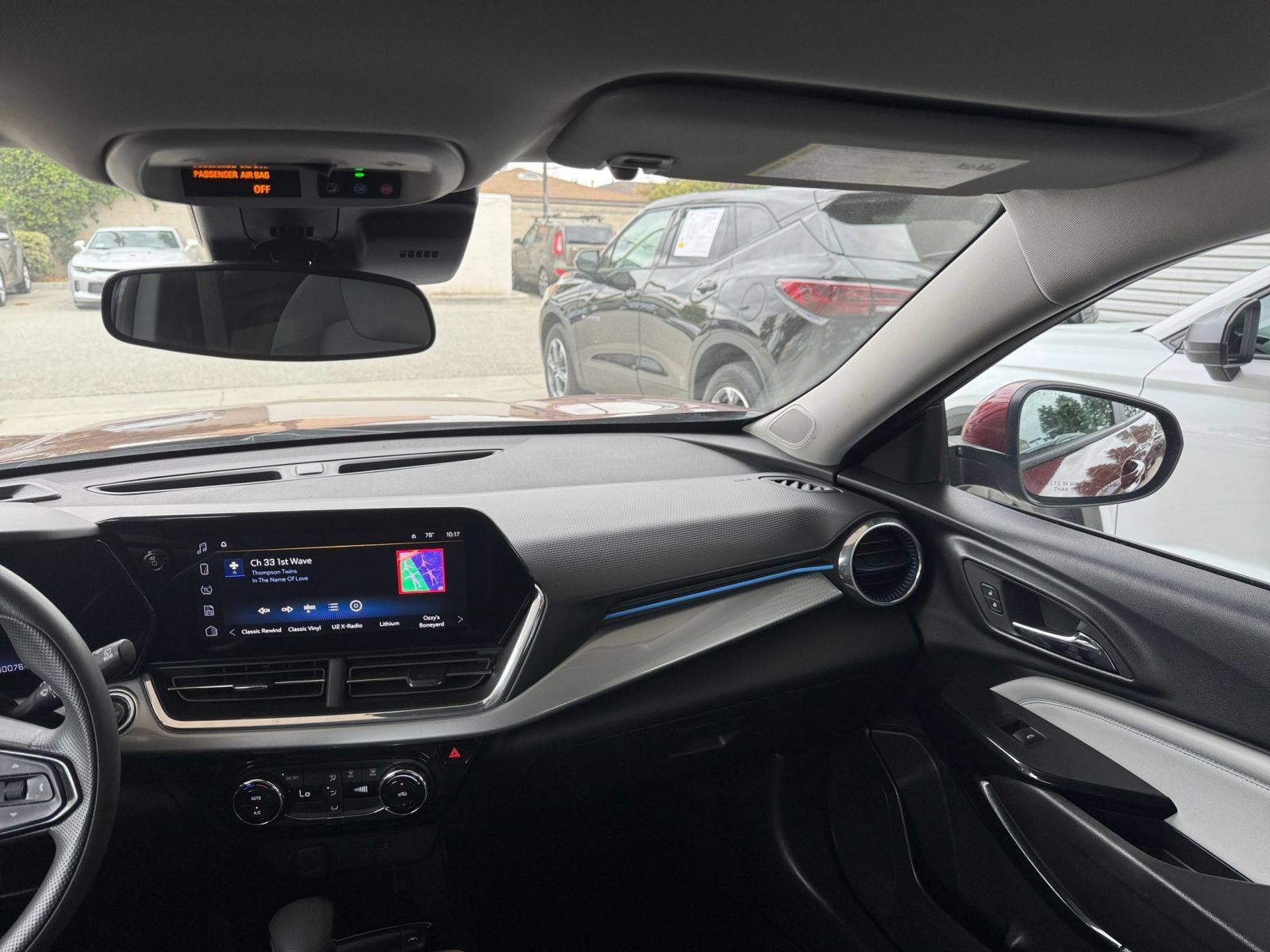 Thumbnail: 2025 Chevrolet Trax - 34