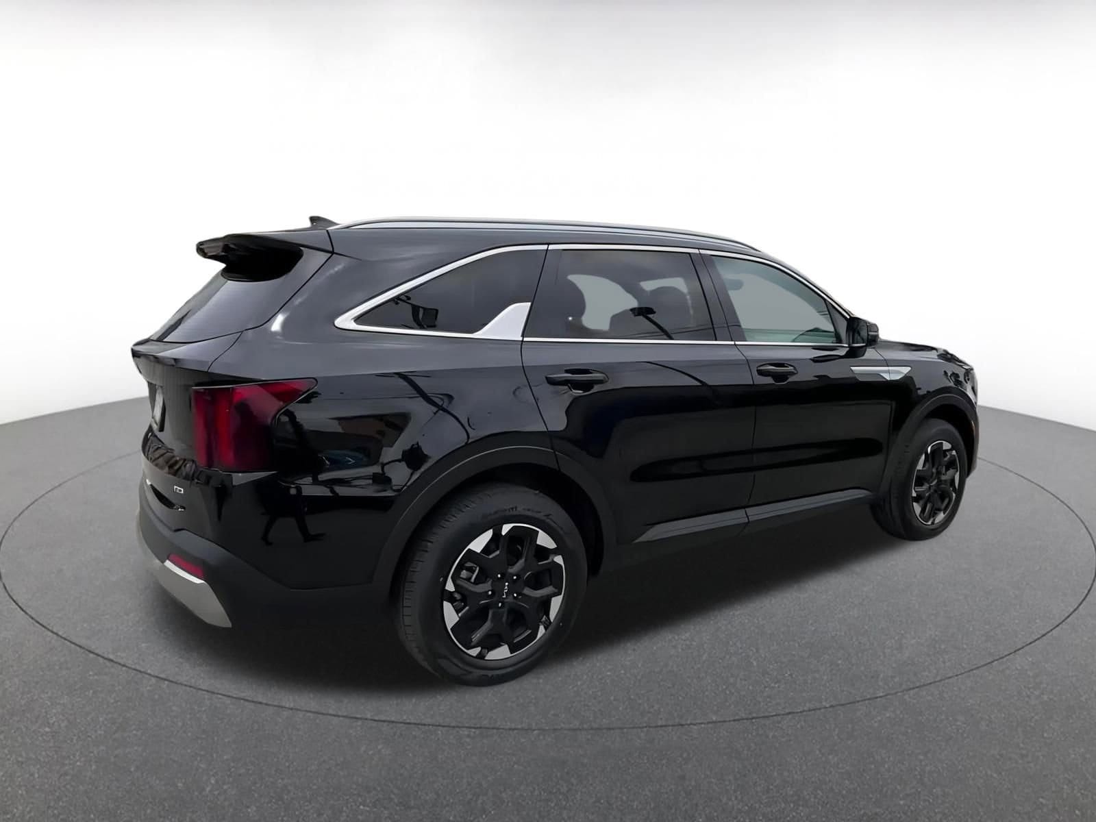 2024 Kia Sorento S 15